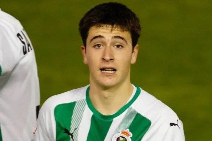 Barca ra muc pha vo hop dong 100 trieu euro cho tan binh sinh nam 2003 hinh anh