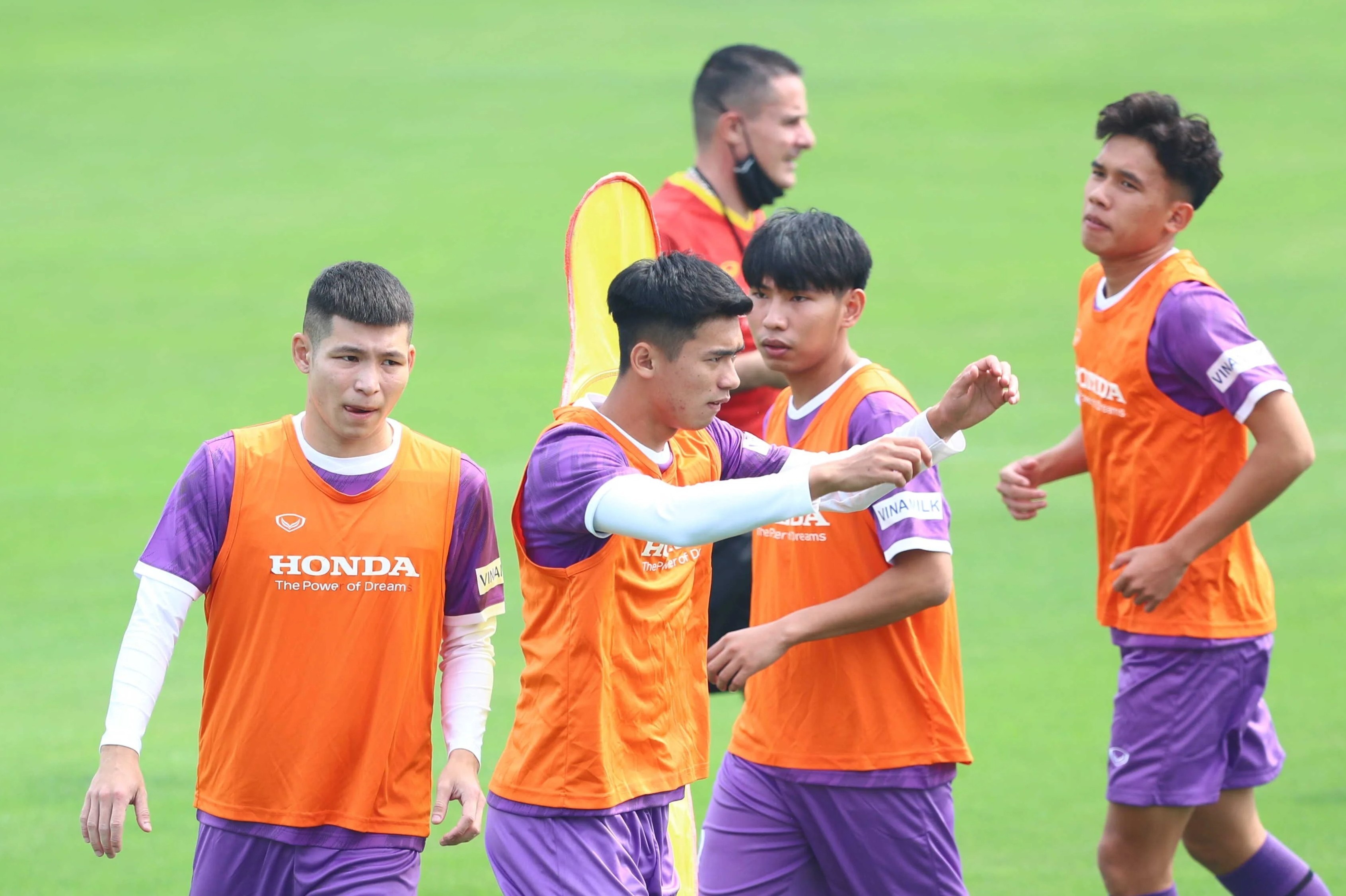 U23 Viet Nam bat dau tap luyen, huong den SEA Games 31 hinh anh