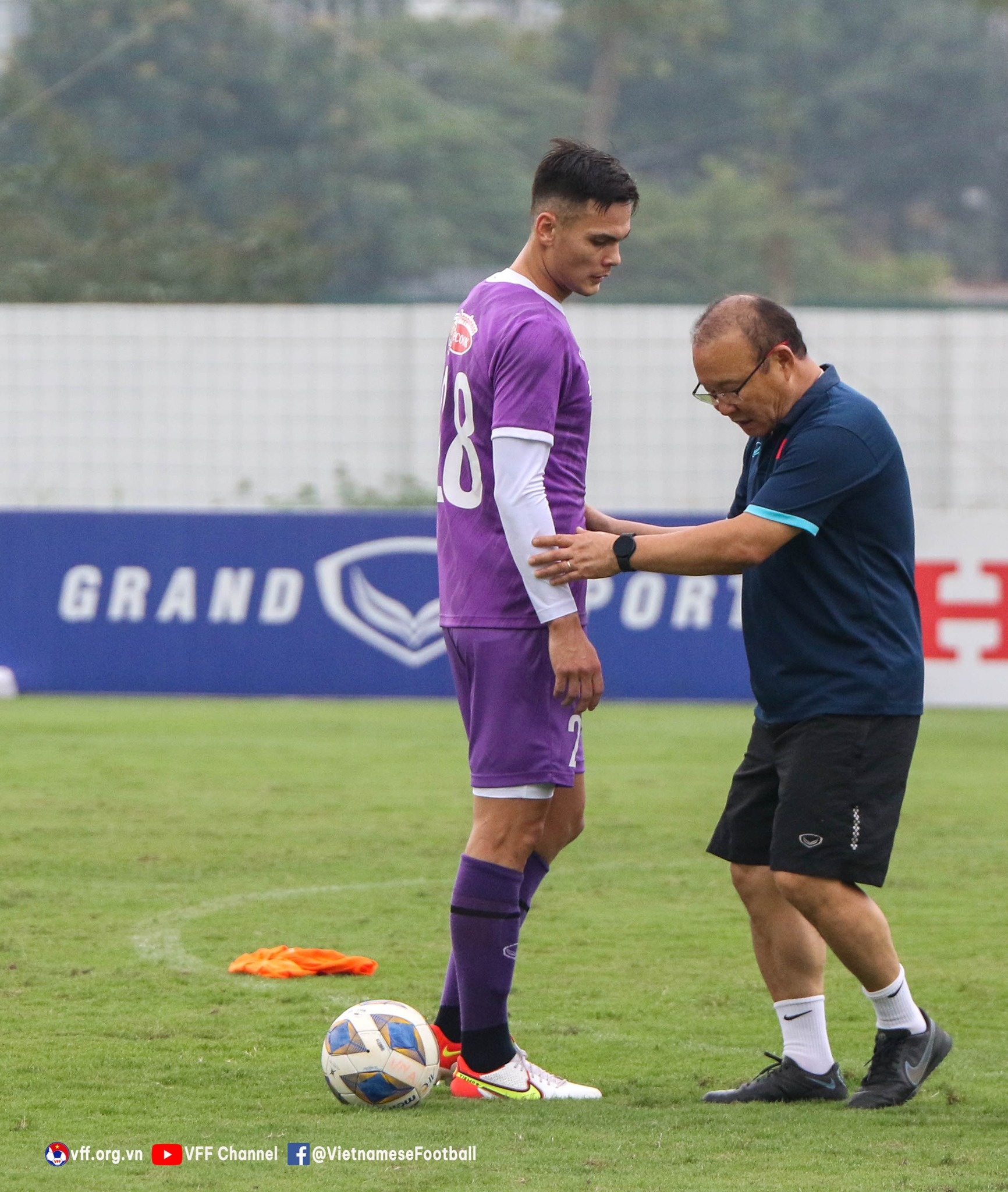 hoang duc va tien linh tap rieng anh 4