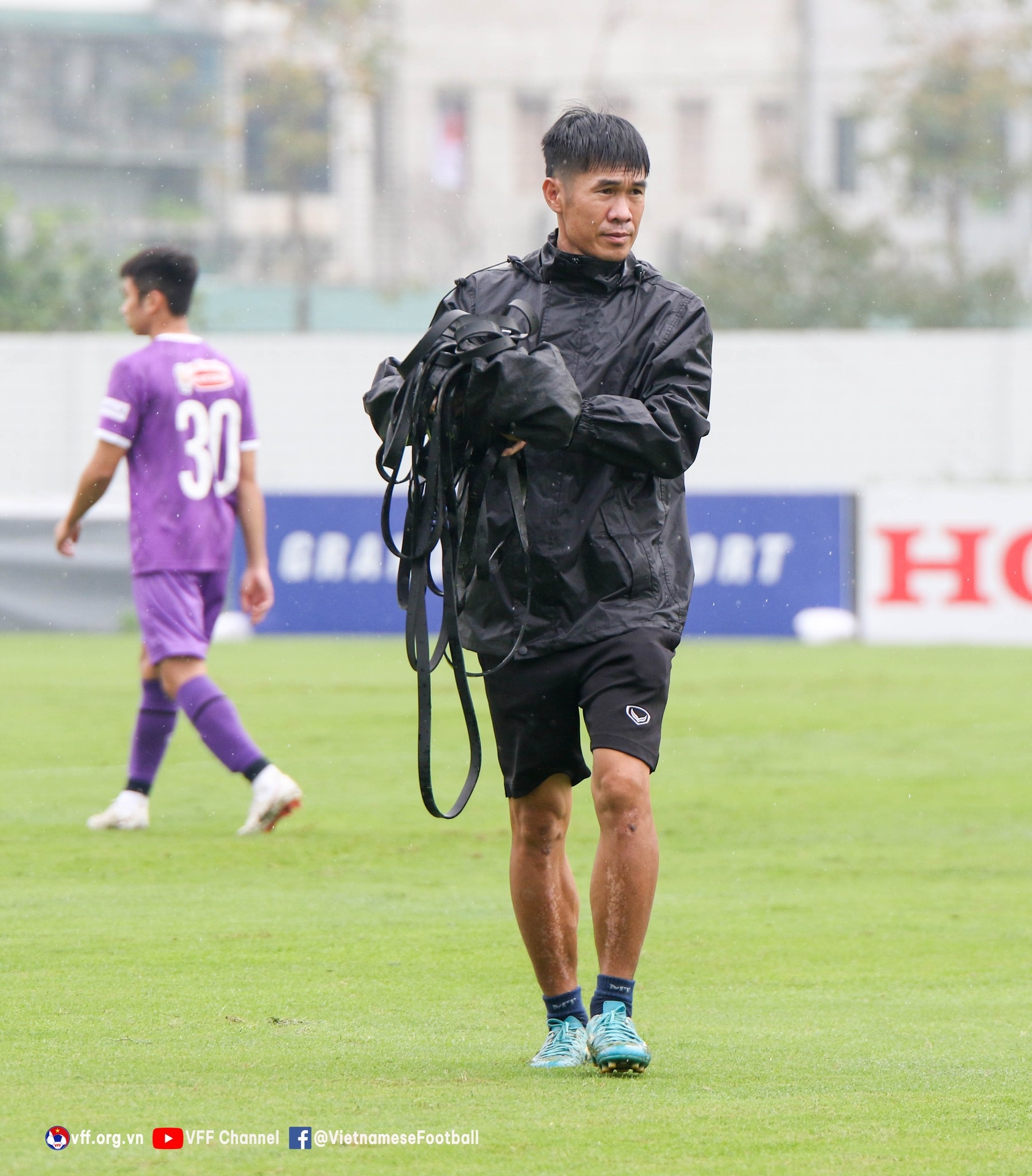 lee young jin mac covid 19 anh 2