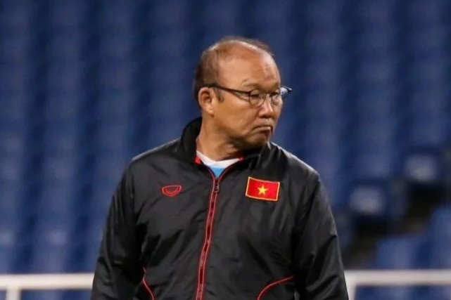 HLV Park tram ngam trong buoi tap cuoi truoc tran gap Nhat Ban hinh anh