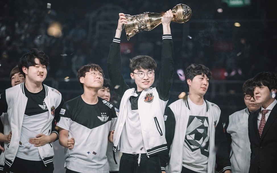 Han Quoc lan dau dang cai giai LMHT lon thu hai the gioi hinh anh