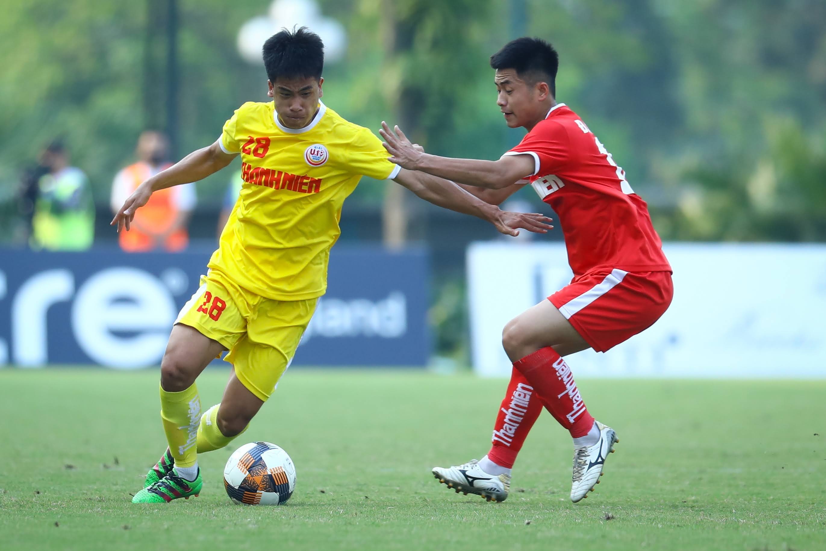 chung ket u19 quoc gia anh 2