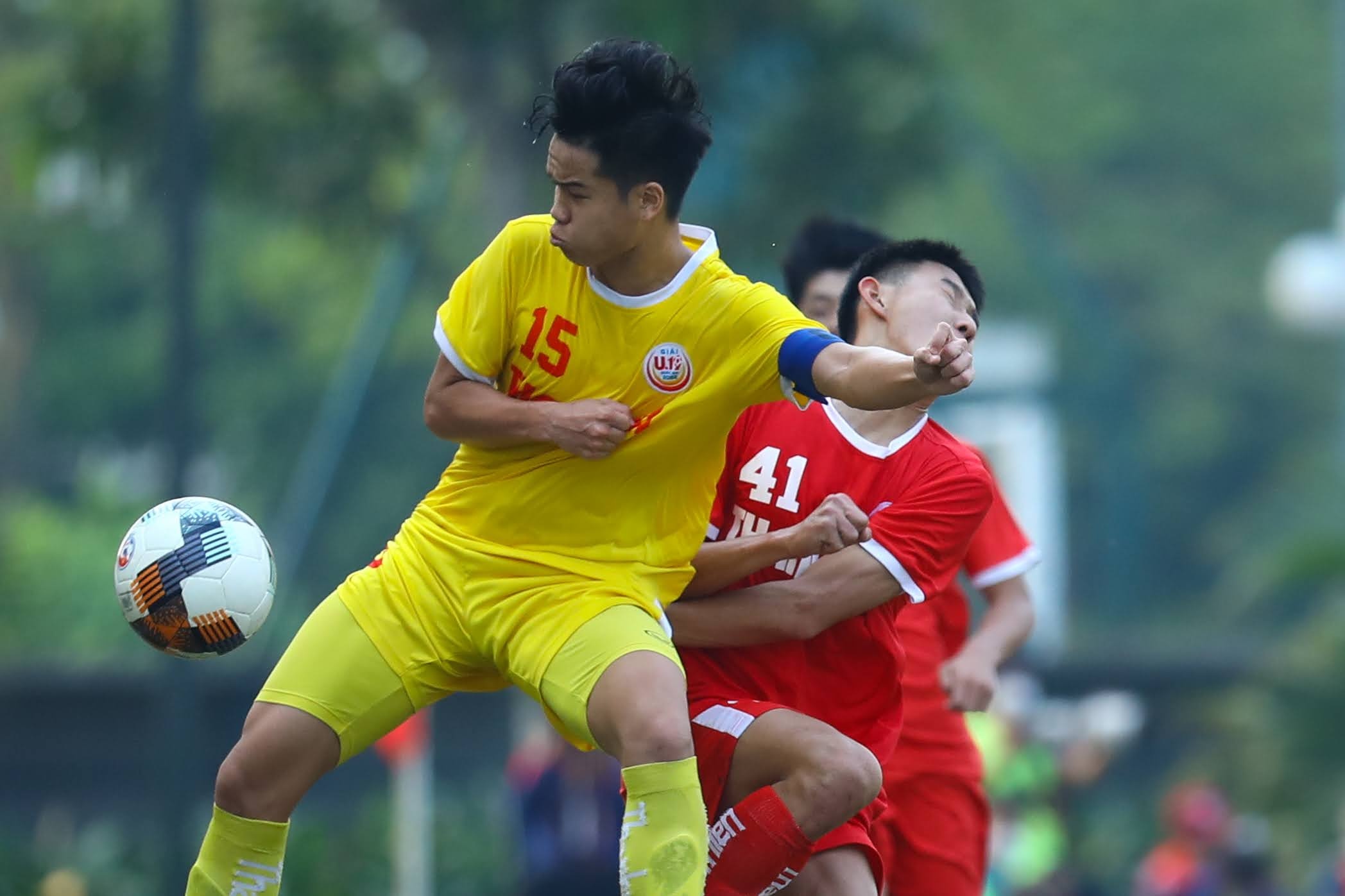 chung ket u19 quoc gia anh 5