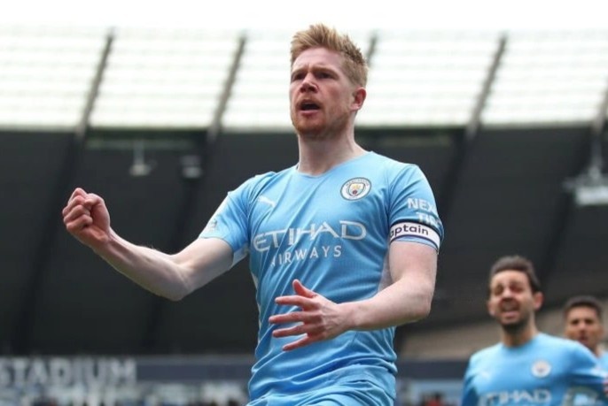 Man trinh dien dinh cao cua Kevin De Bruyne truoc Liverpool hinh anh