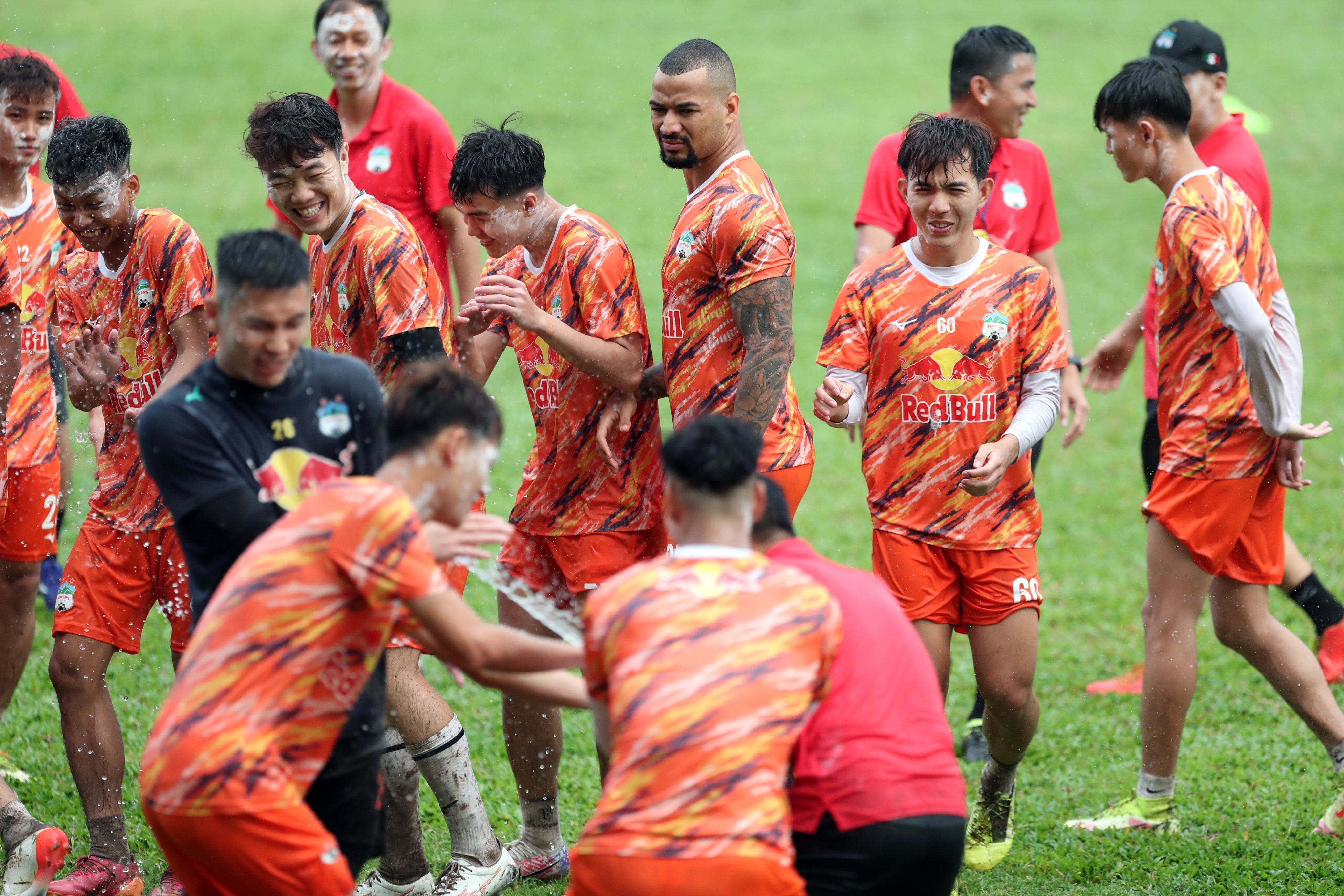 hagl tap luyen anh 5