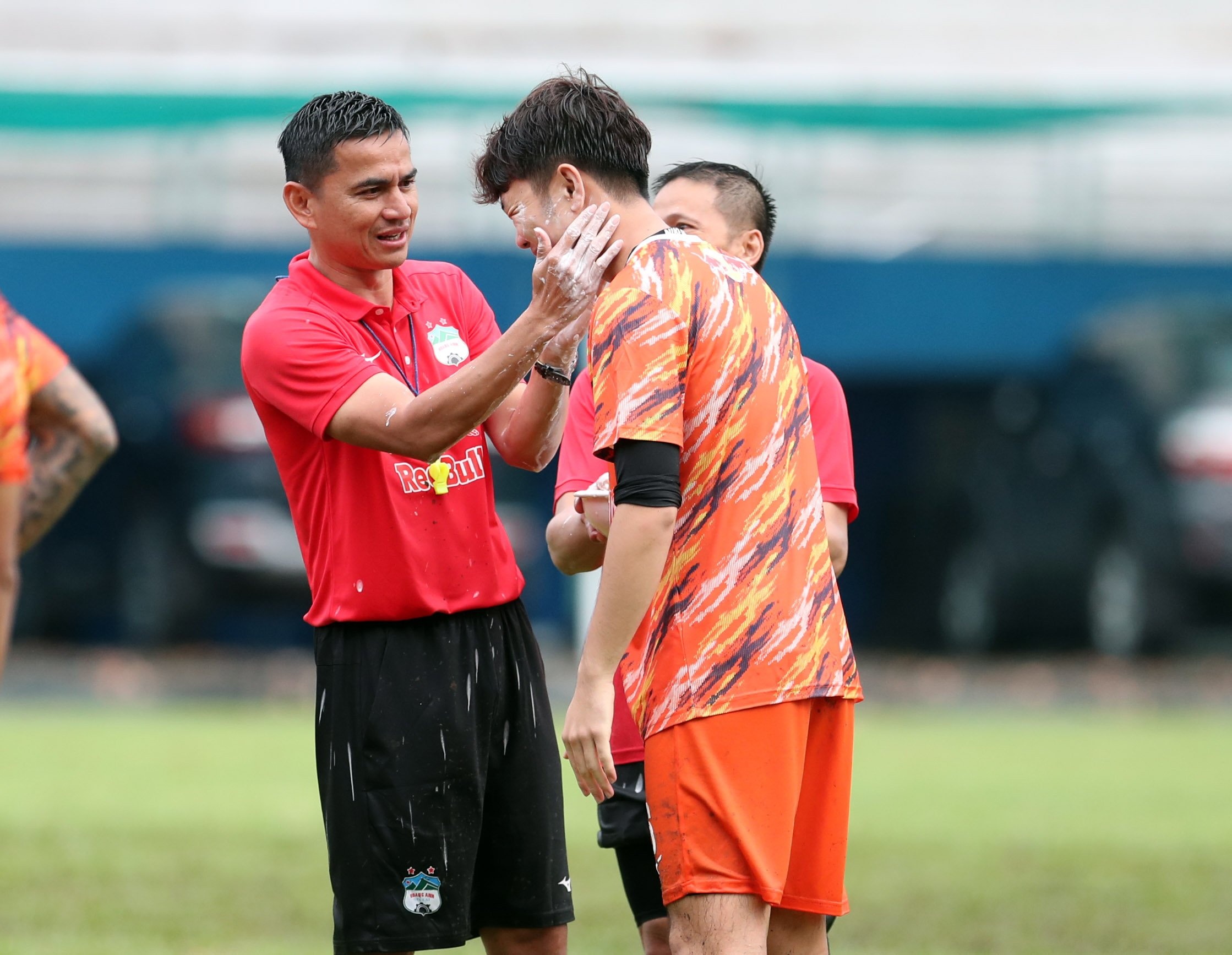 hagl tap luyen anh 2