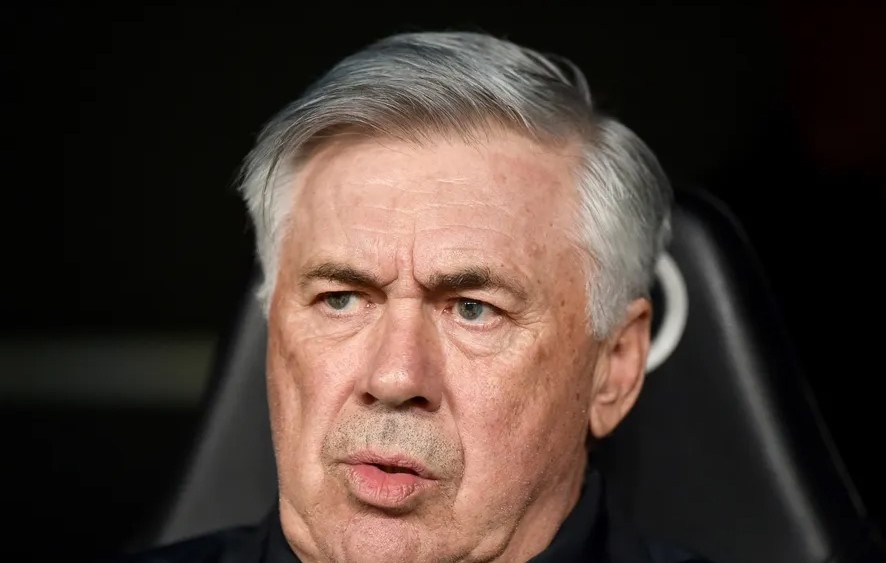 Ancelotti bi che la ke an may hinh anh