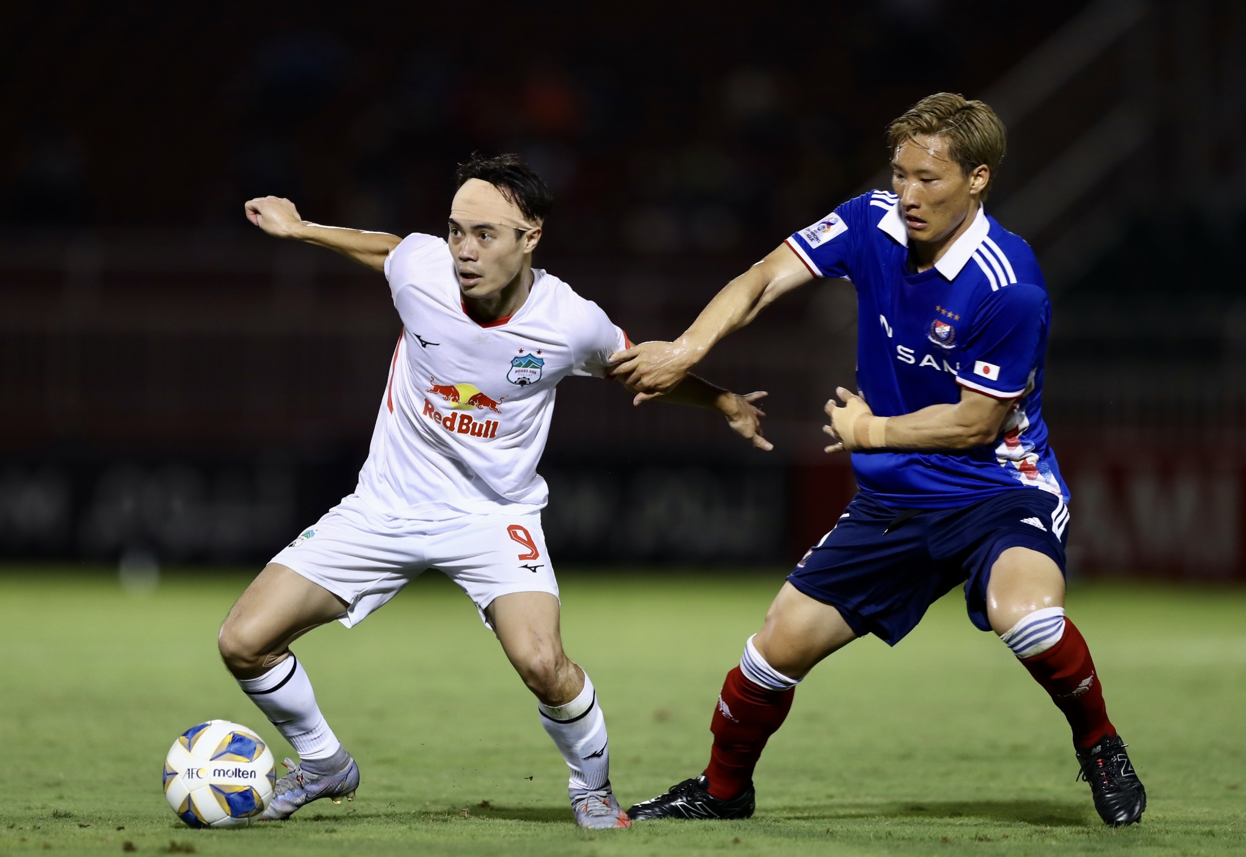 Kiatisuk: 'Nhieu nguoi khong tin HAGL gianh diem o bang tu than' hinh anh