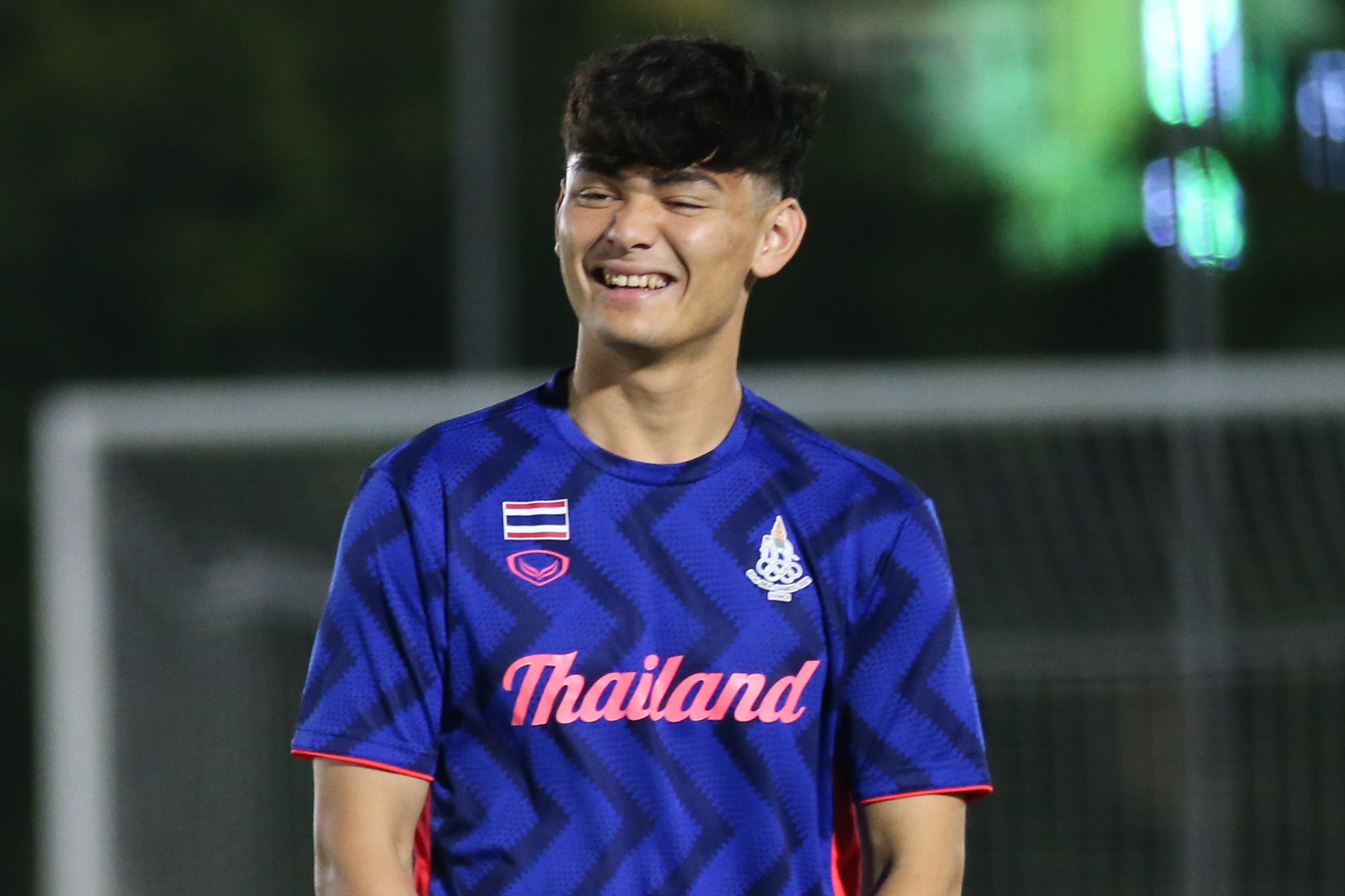 madam pang tro chuyen voi chanathip anh 6