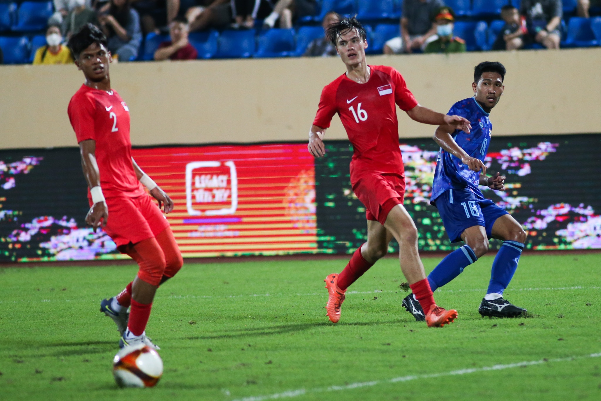 hai cau thu qua tuoi u23 thai lan anh 4