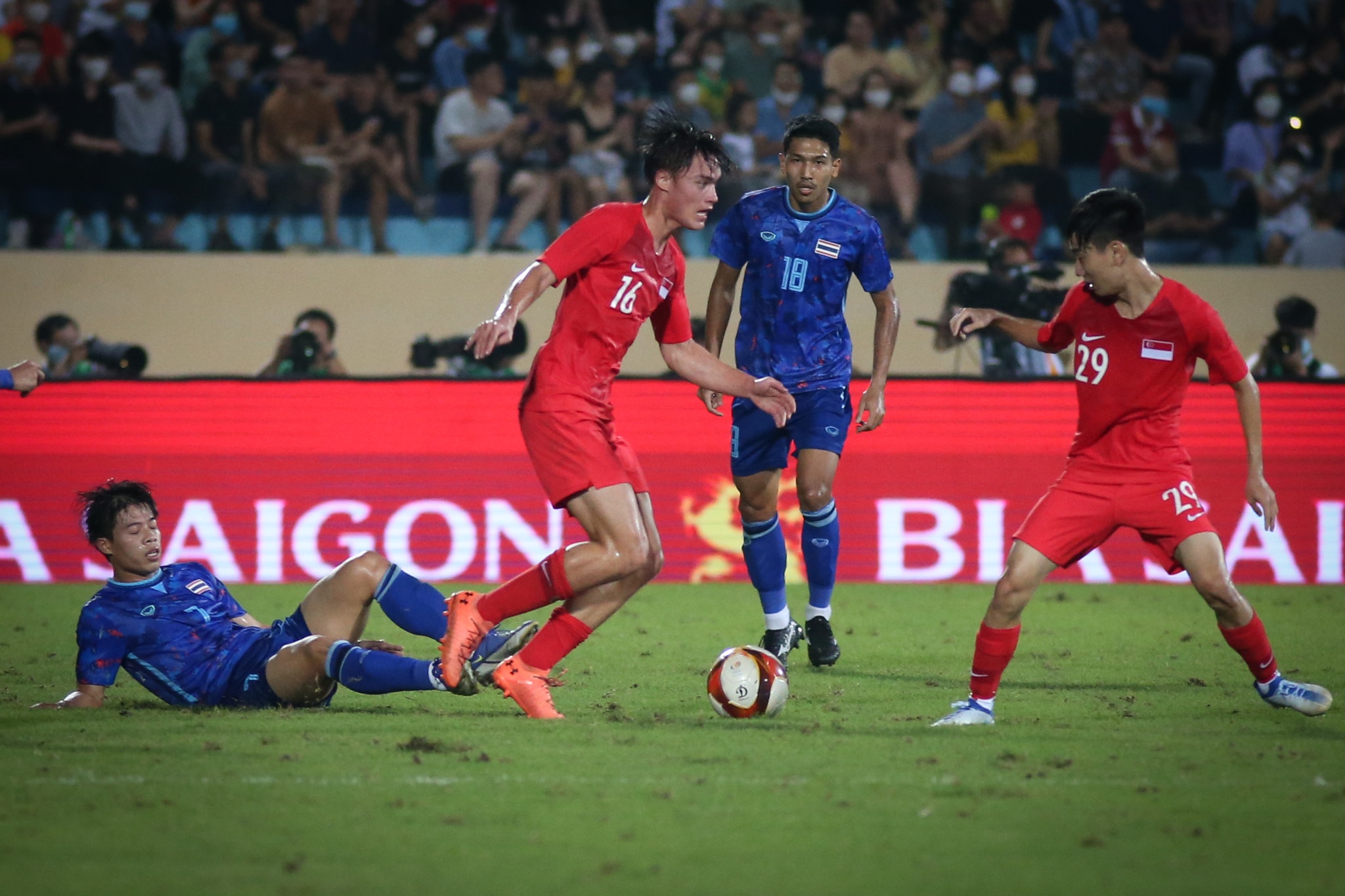 mat san thien truong anh 1