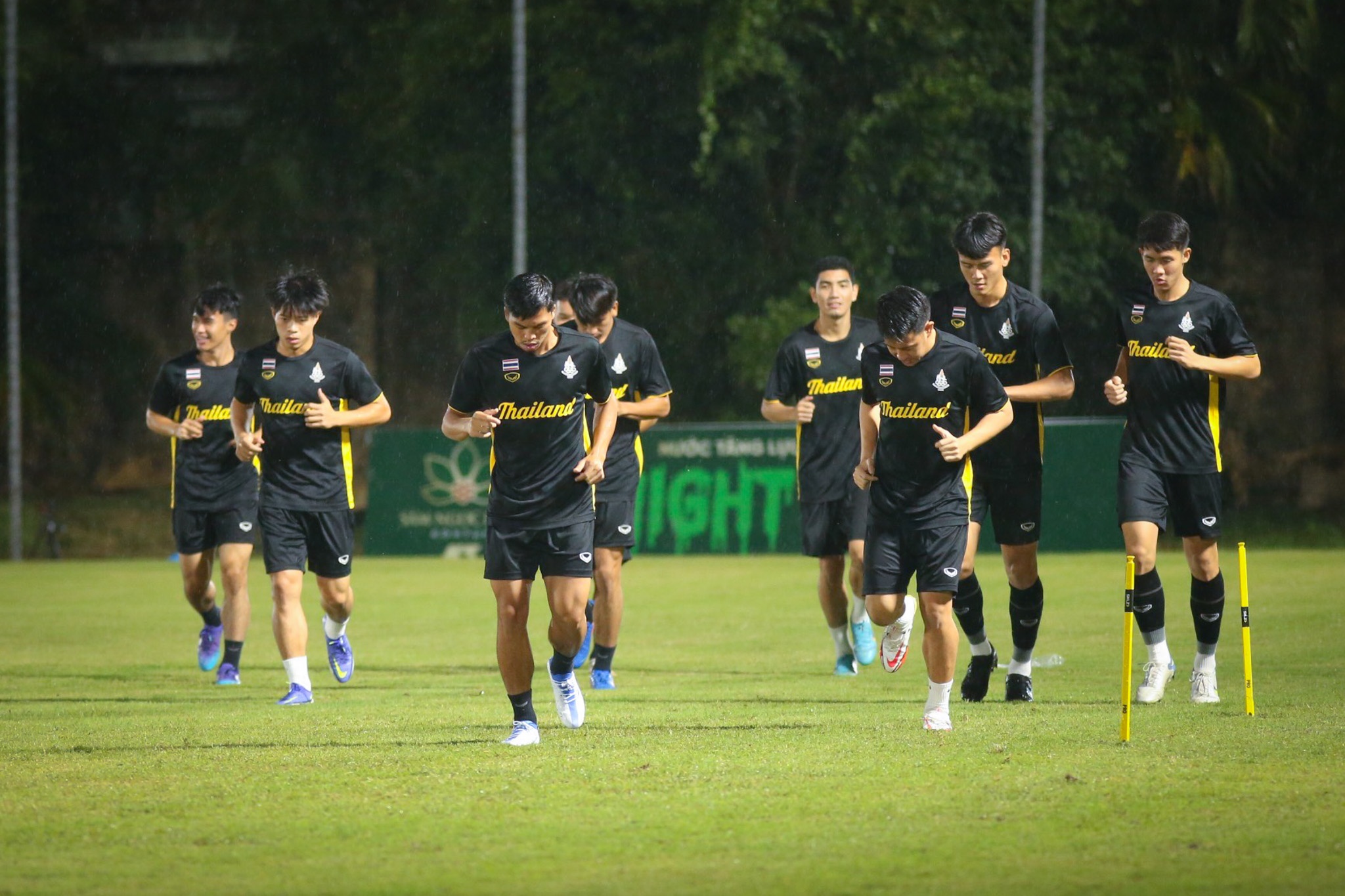 u23 thai lan tap trong mua anh 2