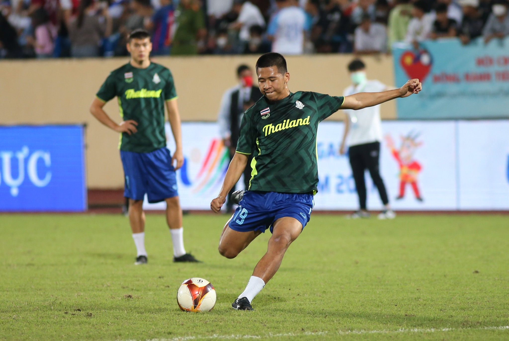 Chayapipat Supunpasuch anh 3