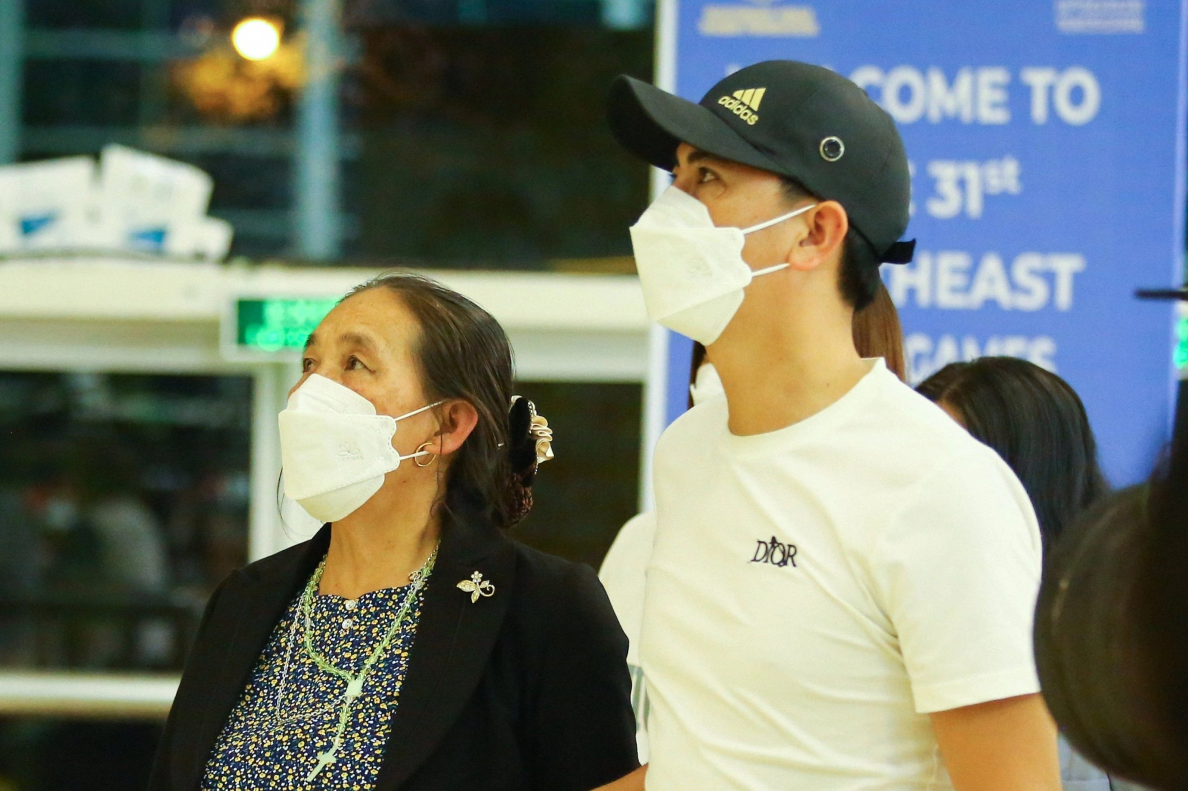 Huy Hoang mot nam chi o nha 10 ngay, khong duoc an Tet ben gia dinh hinh anh