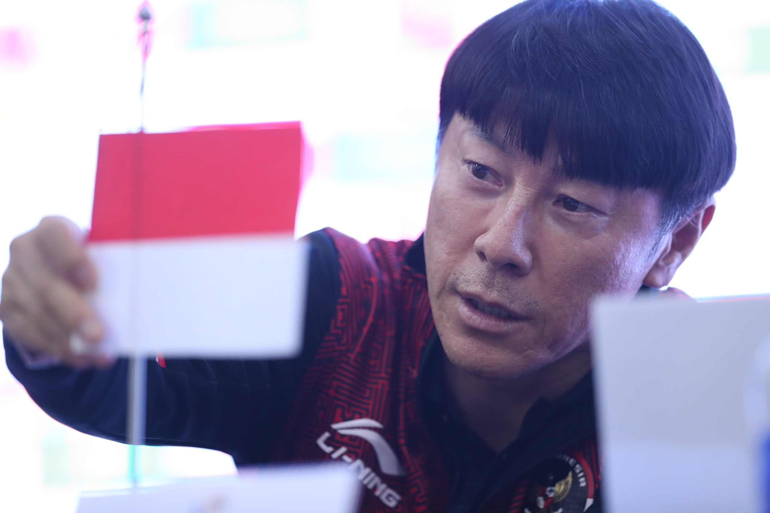 HLV Shin Tae-yong: 'Indonesia se la tuong lai cua bong da chau A' hinh anh