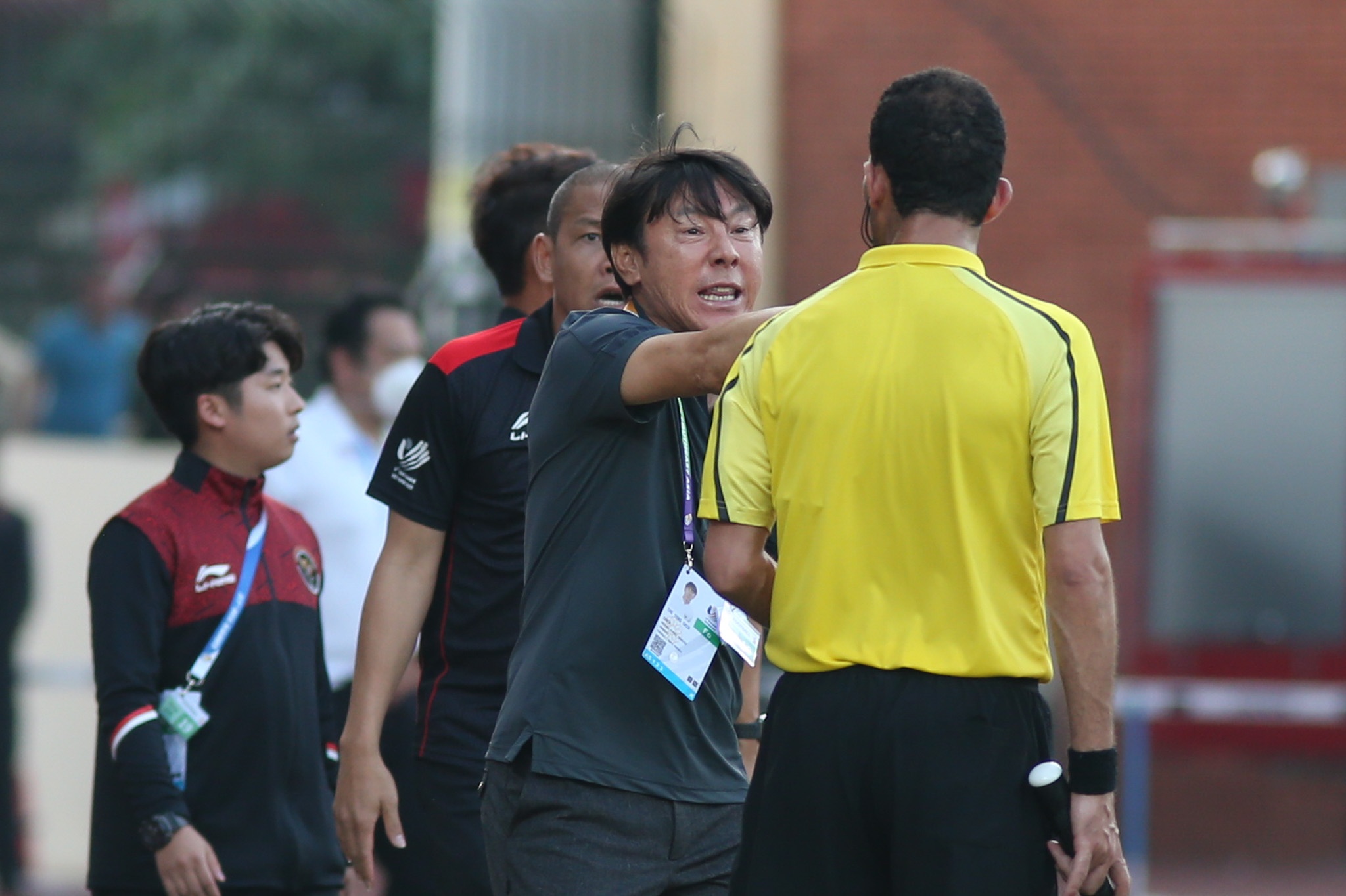 hlv polking chap tai truoc trong tai anh 6