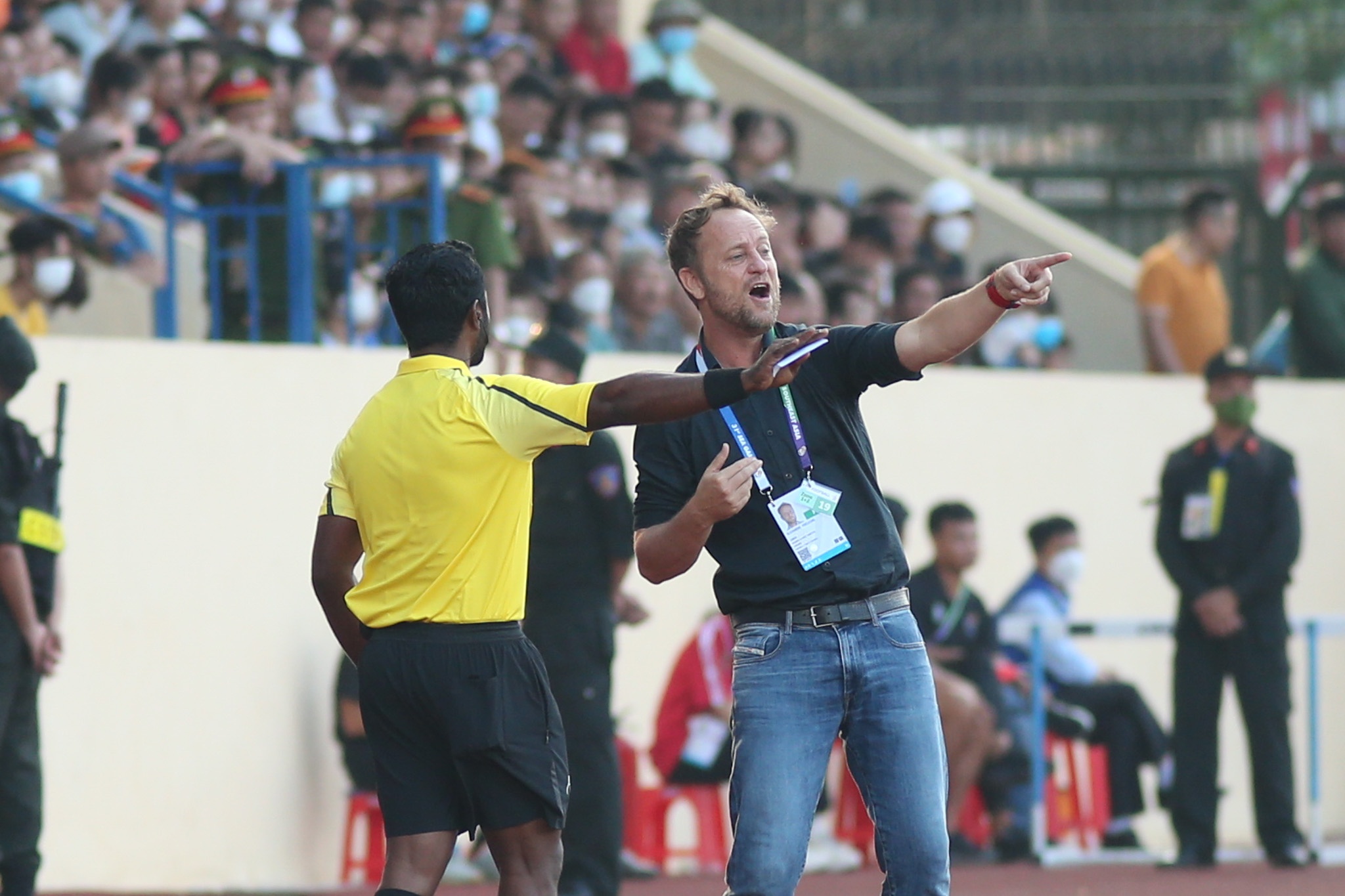 hlv polking chap tai truoc trong tai anh 5