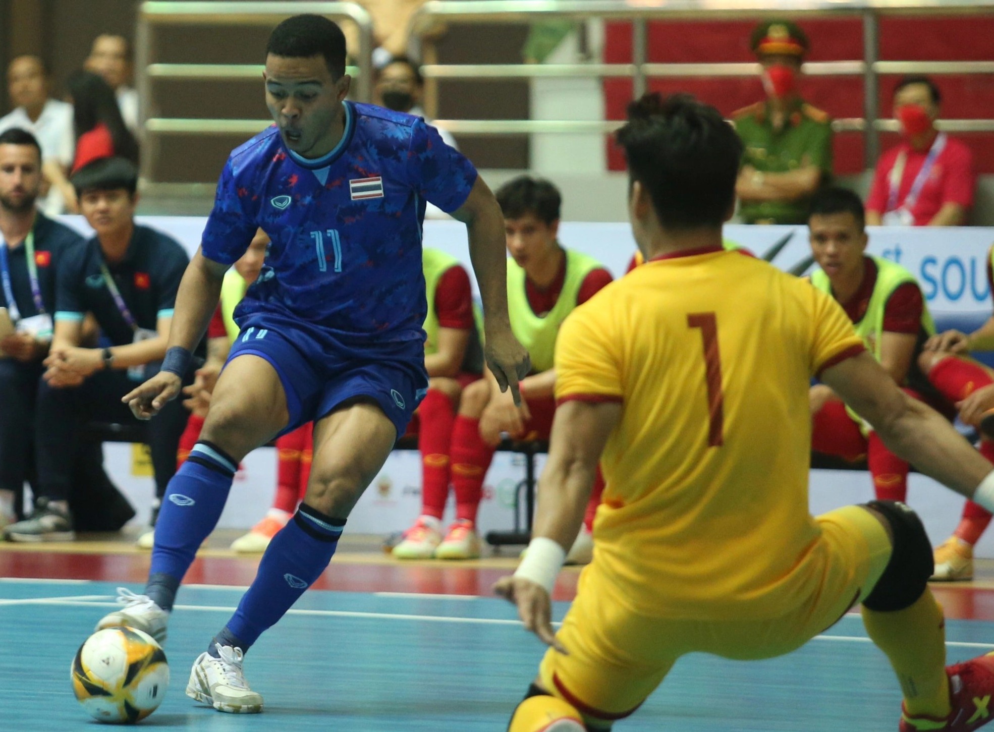 HLV tuyen futsal Viet Nam: 'Thai Lan manh that su' hinh anh