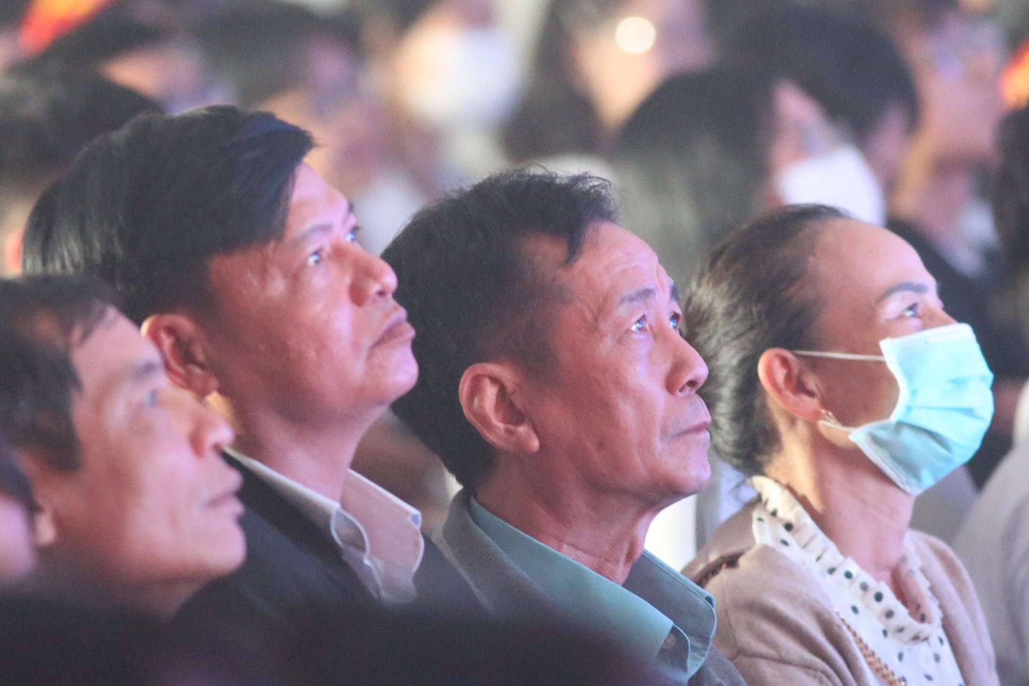 Phu huynh game thu lo lang khi xem con thi dau o SEA Games 31 hinh anh