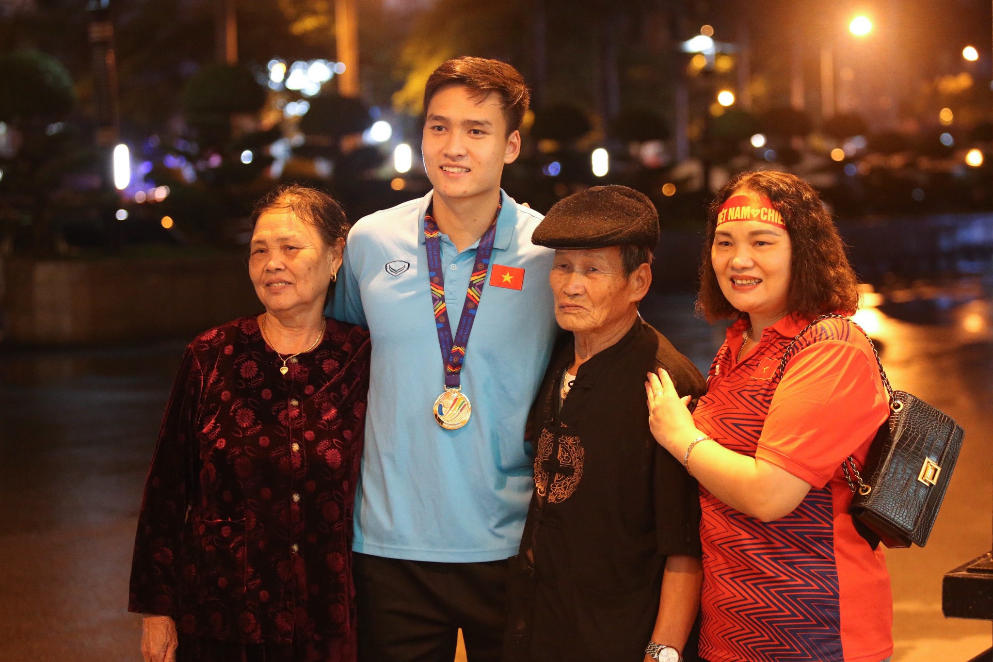 bui hoang viet anh anh 2