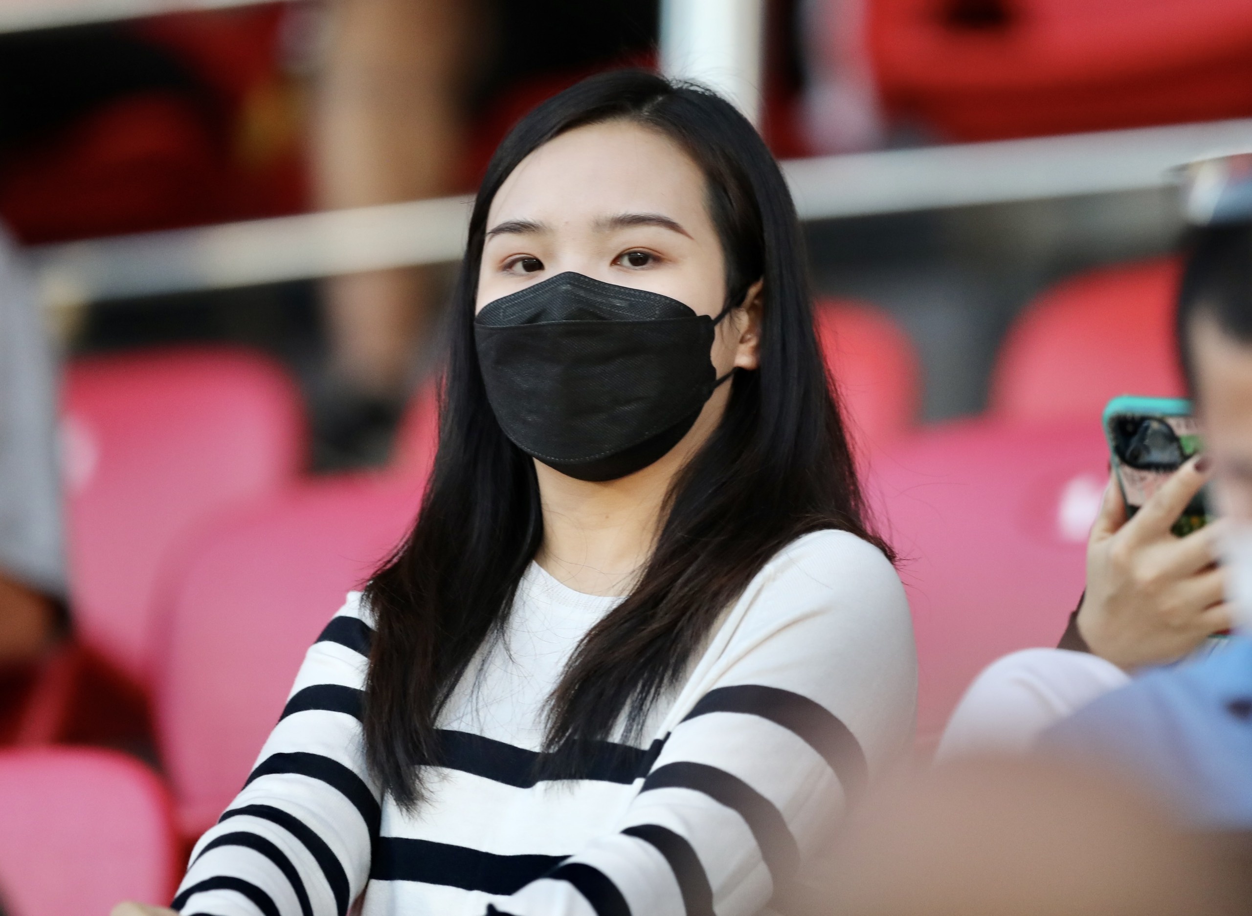 Vo Cong Phuong, ban gai Van Lam den co vu tuyen Viet Nam hinh anh