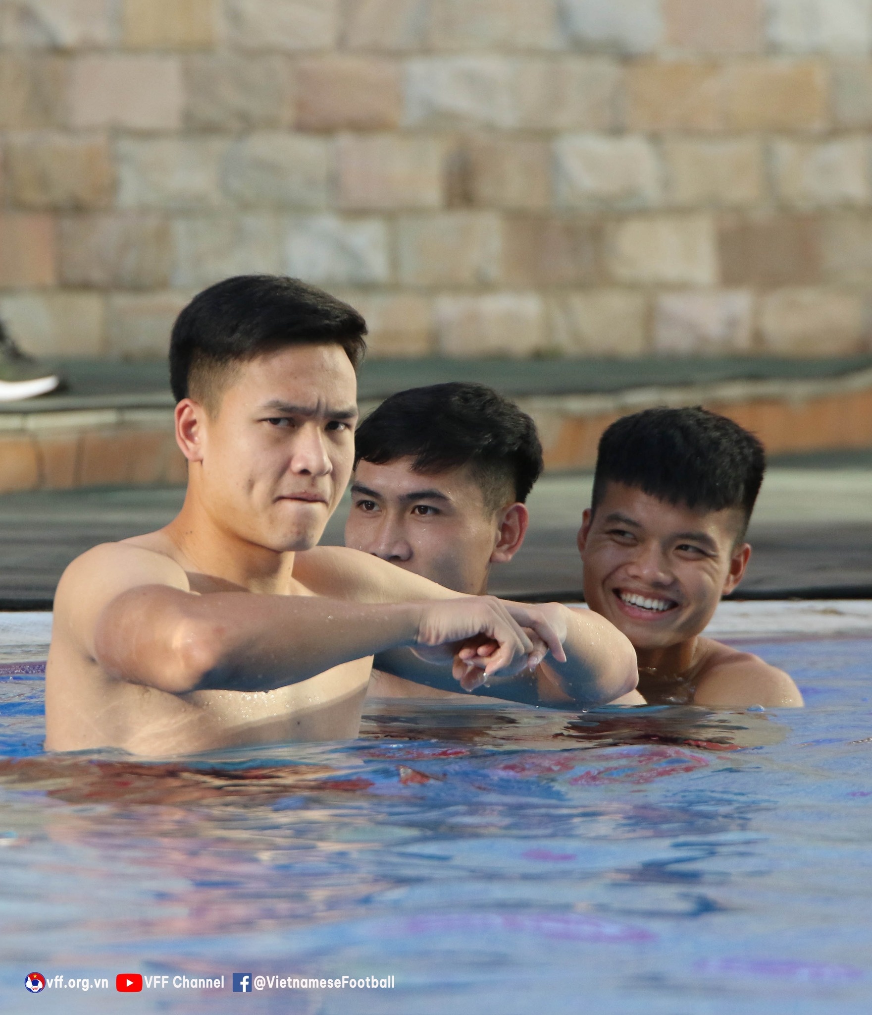 u23 viet nam tap luyen anh 8