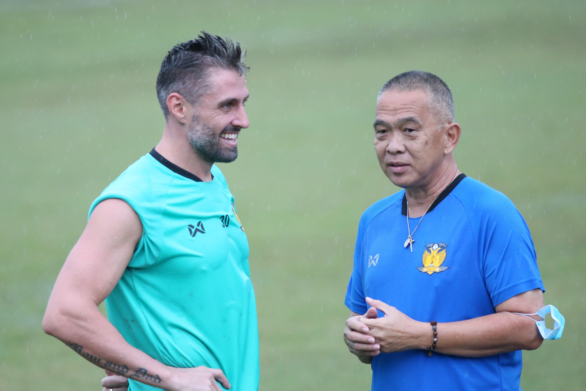 Cuu cau thu Crystal Palace chua biet nhieu ve Viettel truoc AFC Cup hinh anh