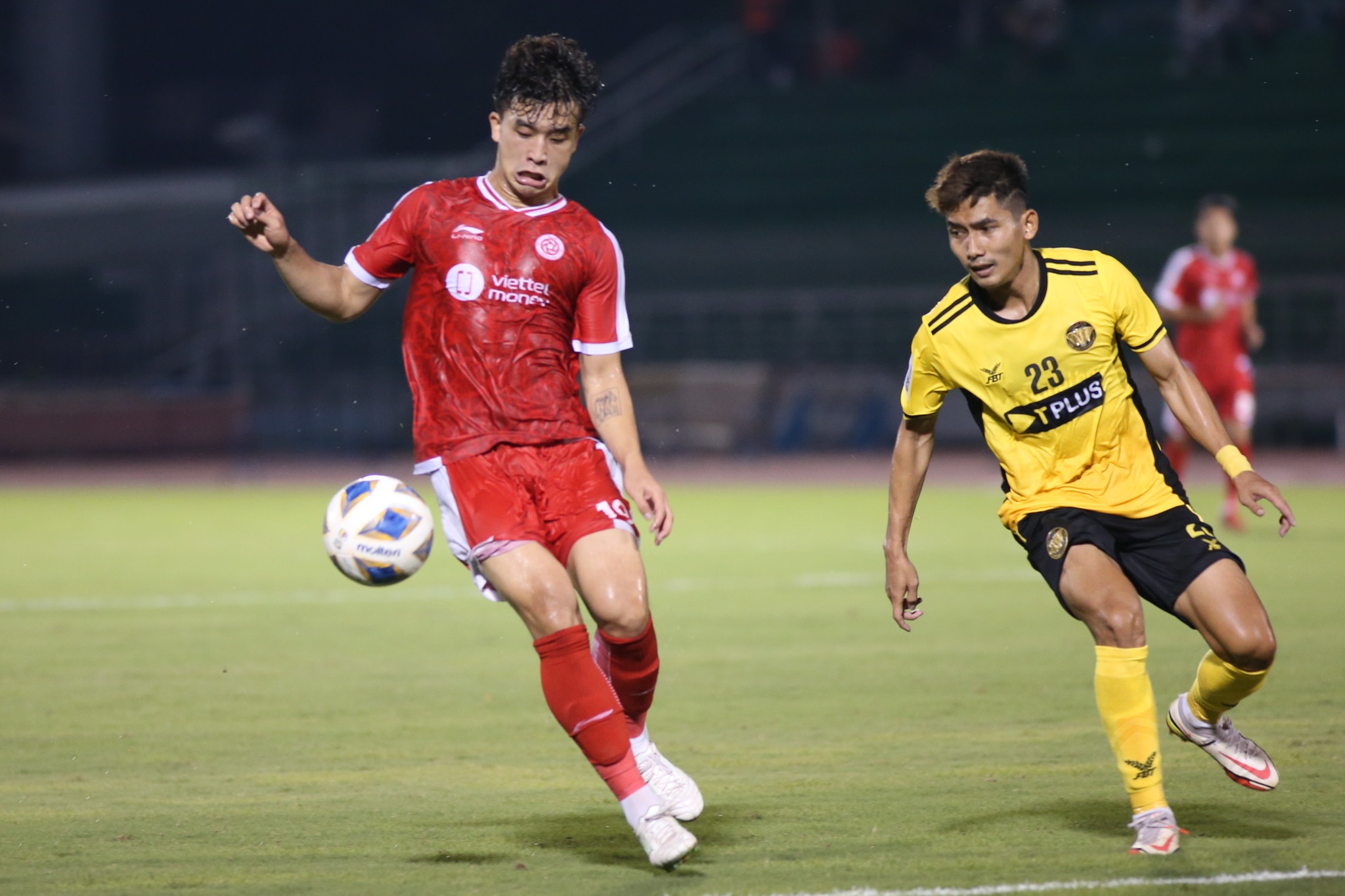 nham manh dung toa sang anh 7