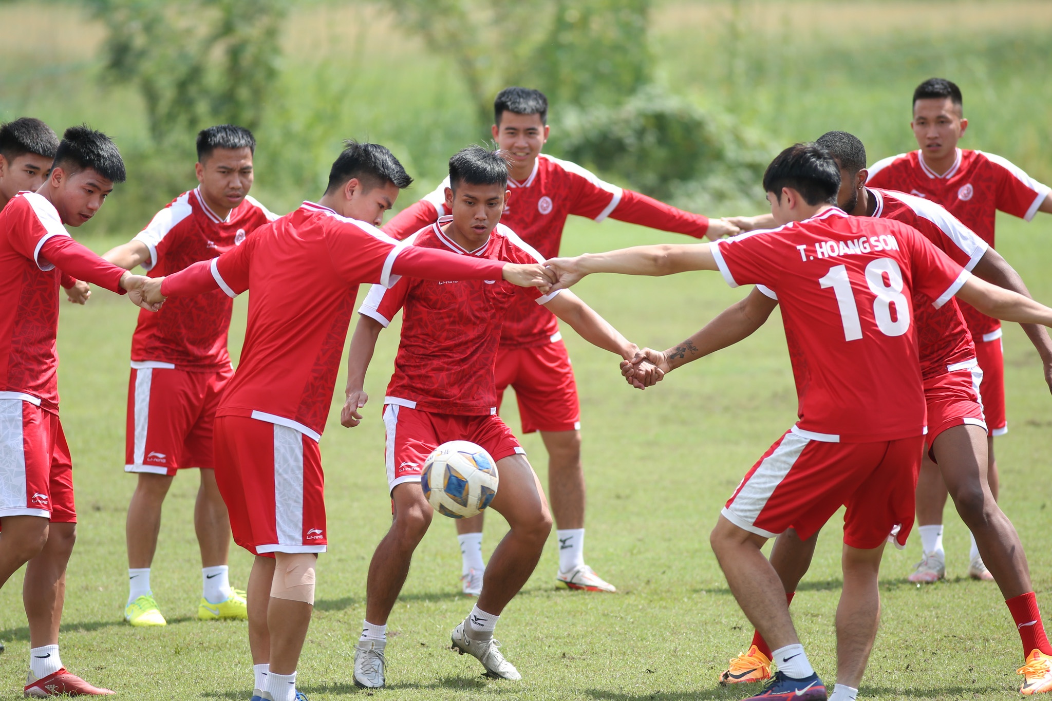 nham manh dung anh 1