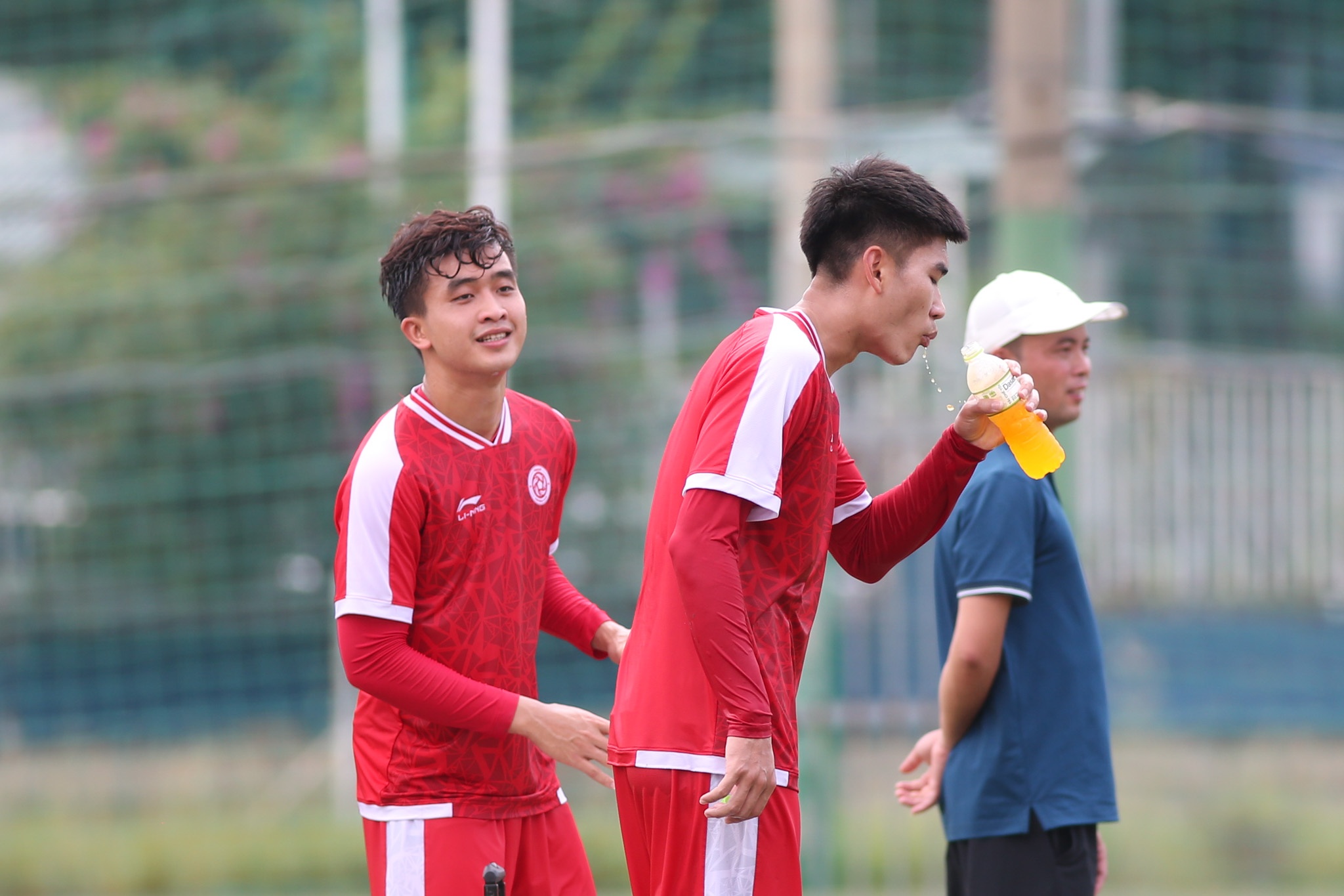 nham manh dung anh 6