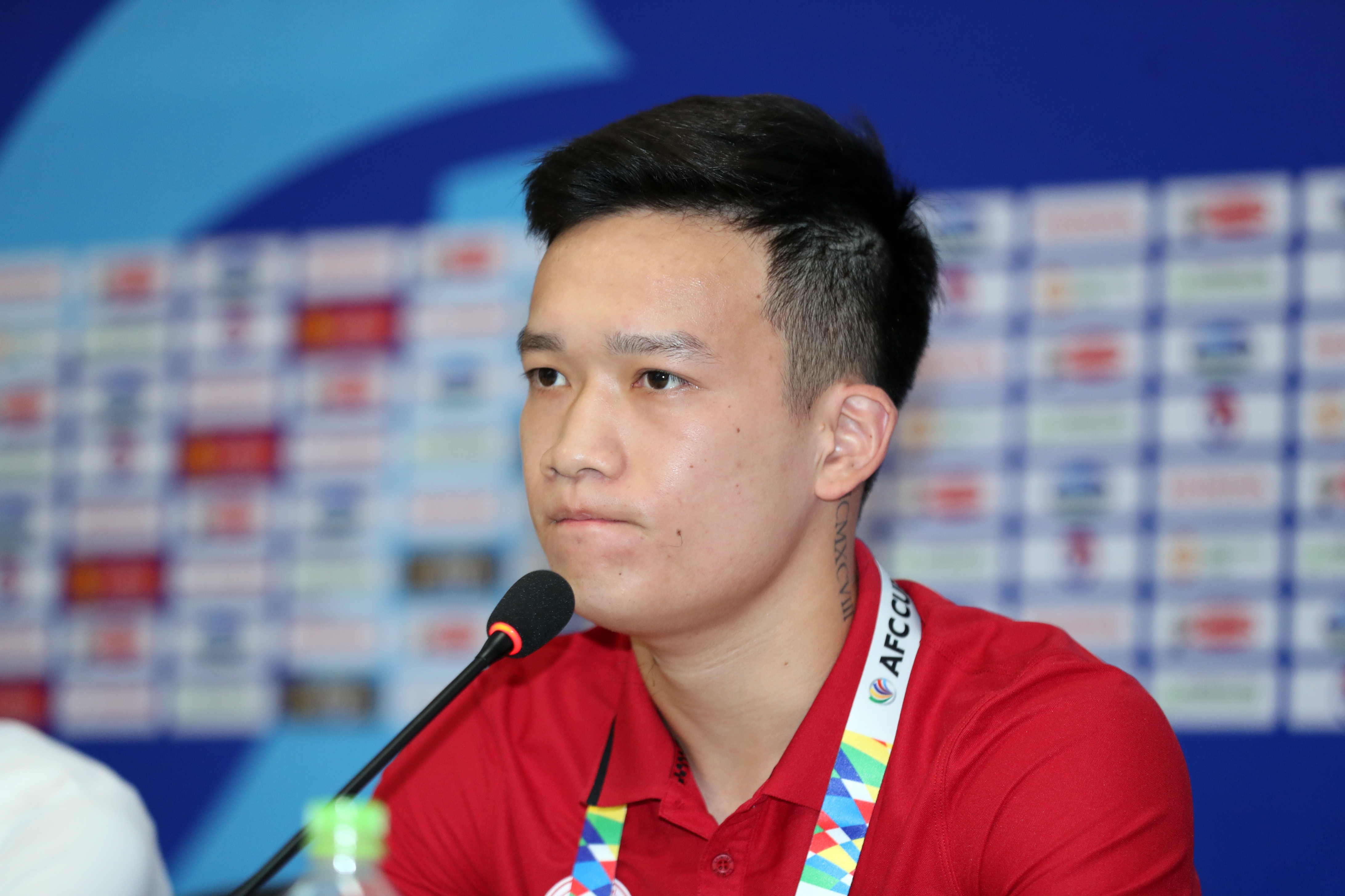 Hoang Duc: 'Nguoi ham mo chua hai long voi CLB Viettel' hinh anh