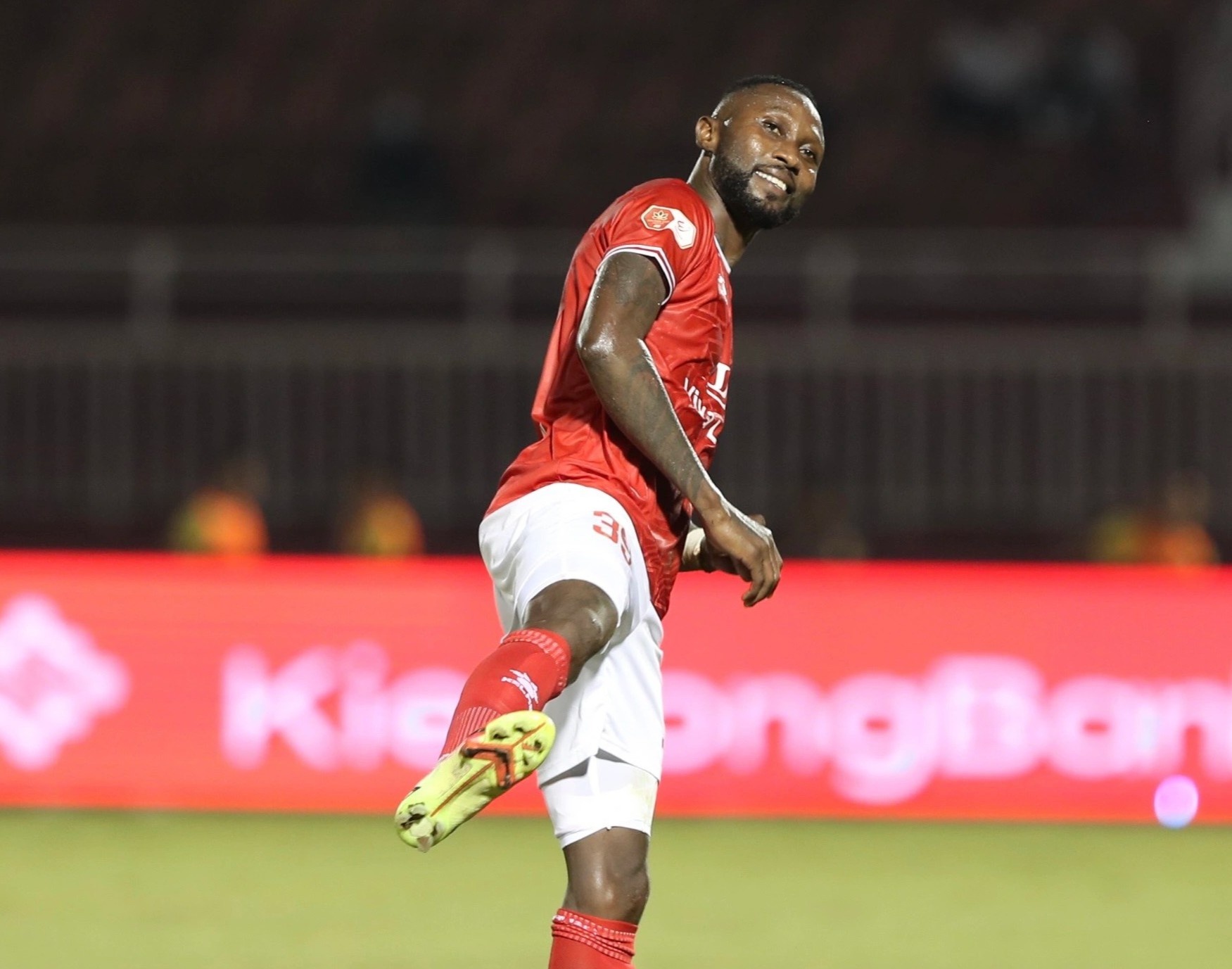 Samson sam vai nguoi hung cua CLB TP.HCM hinh anh