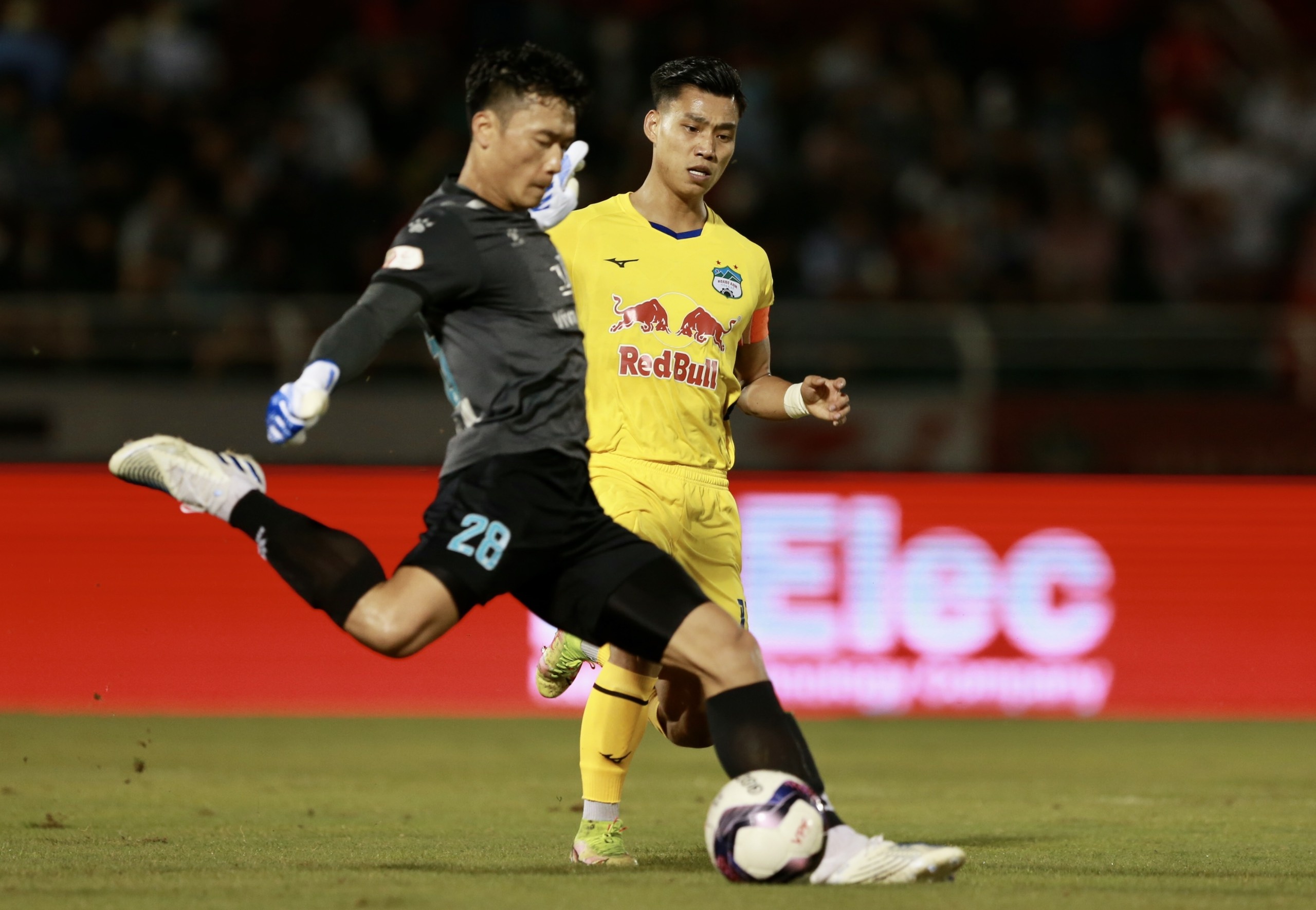 Van Thanh tiet lo bi quyet danh lua Tien Dung hinh anh