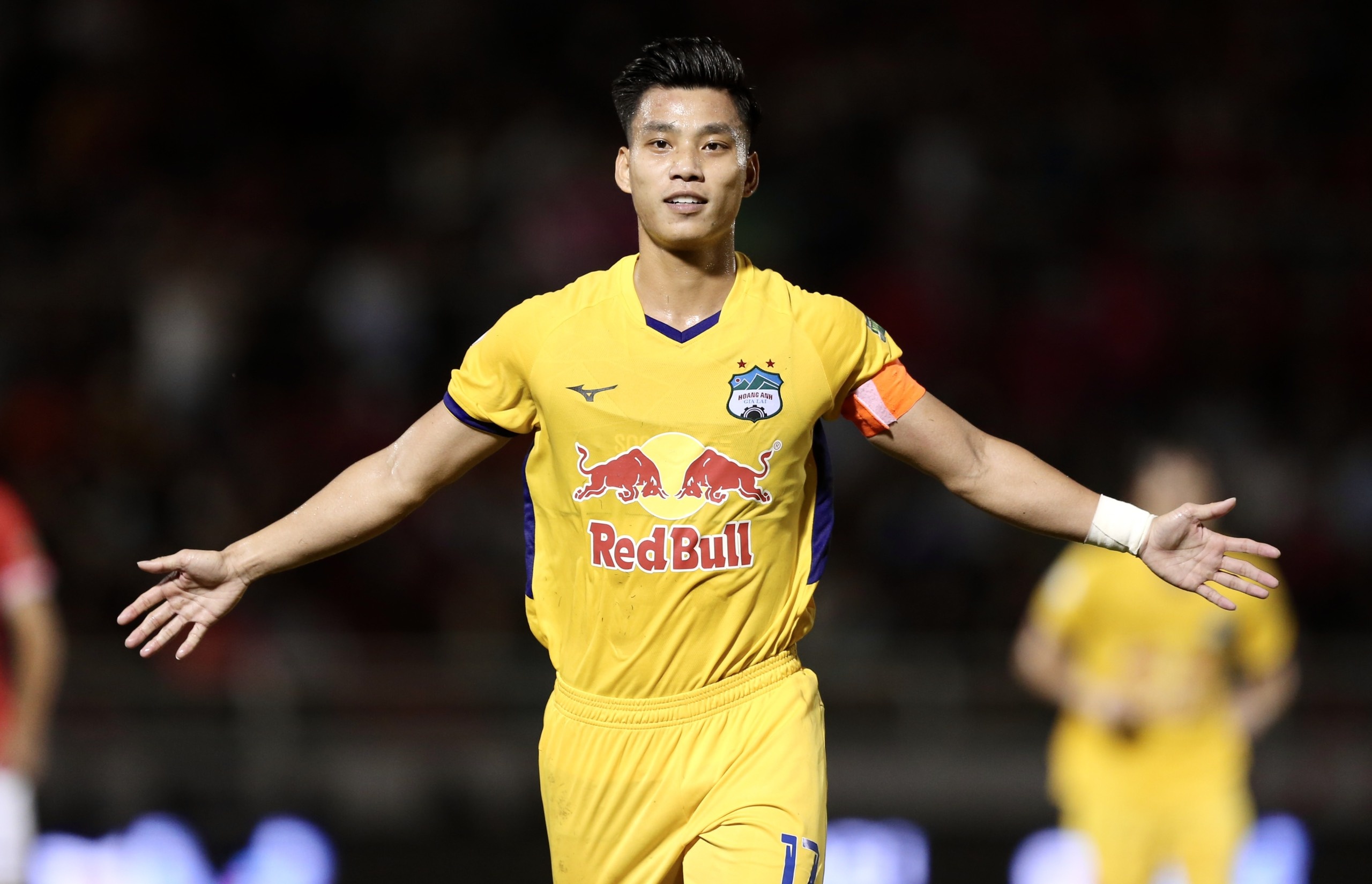 clb tphcm vs hagl anh 1