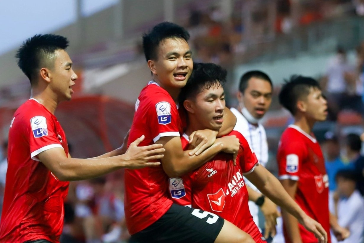 Chu tich CLB Pho Hien: 'Chung toi la HAGL thu 2' hinh anh