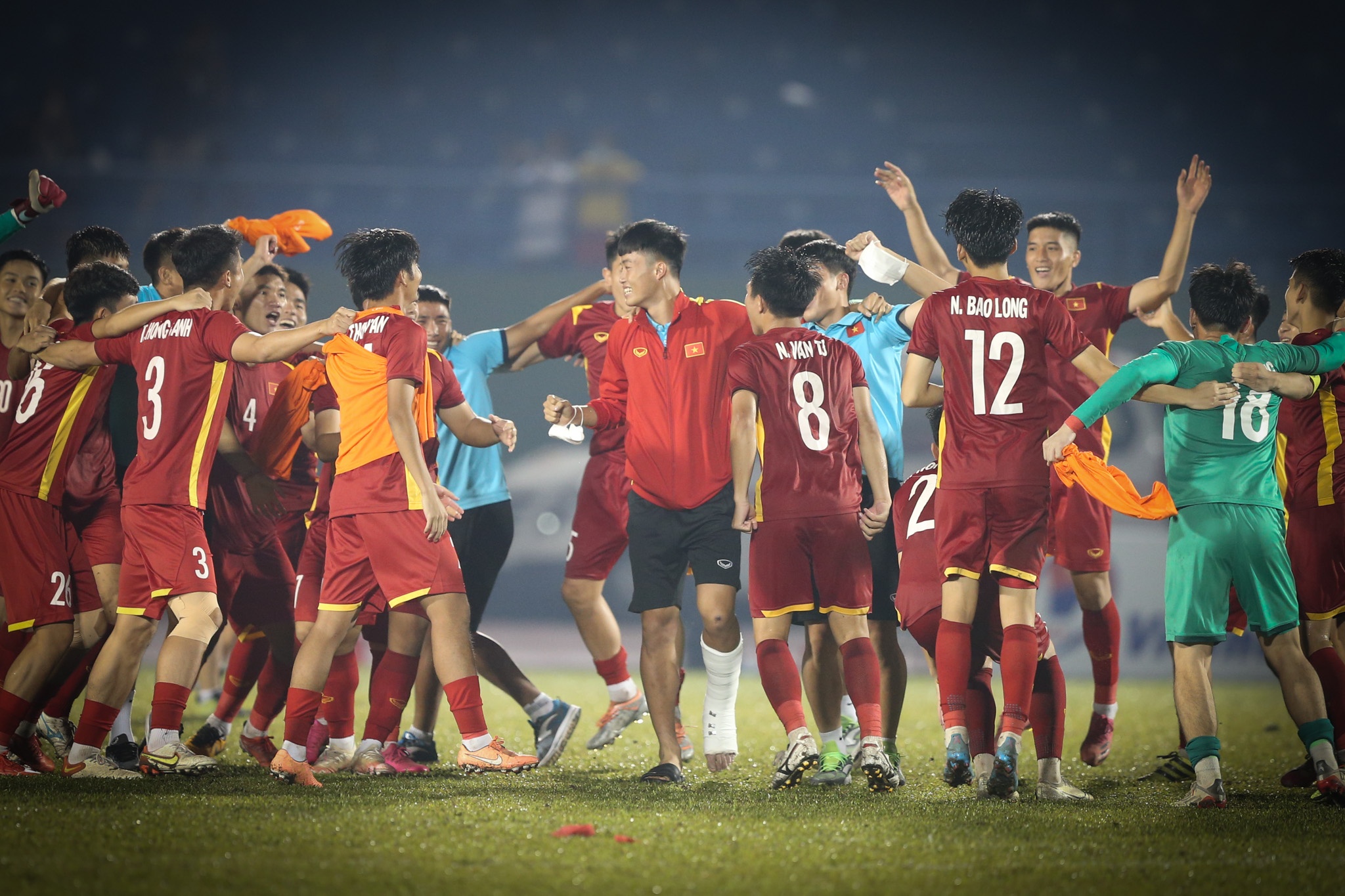 tuyen thu u19 viet nam khoc nuc no anh 8