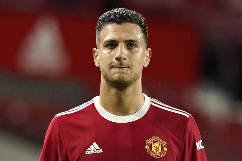 Hau ve MU: 'Chung toi phai san sang tiep thu nhung loi chi trich' hinh anh