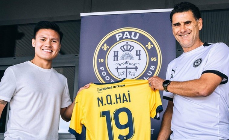 Quang Hai va thang dau tien o Phap hinh anh