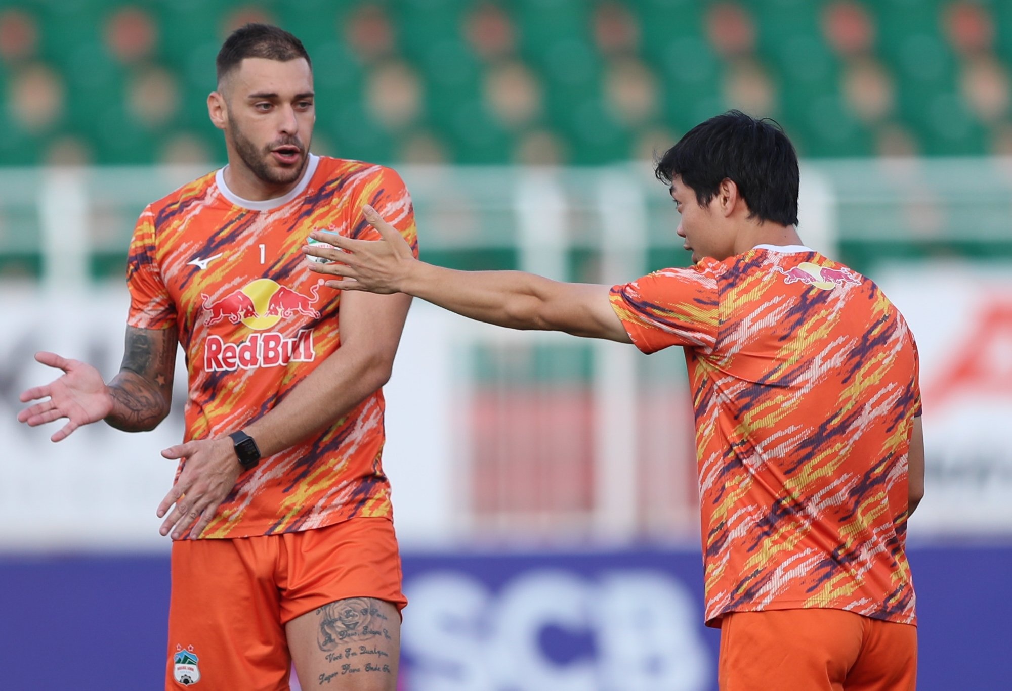 cong phuong tro lai anh 8