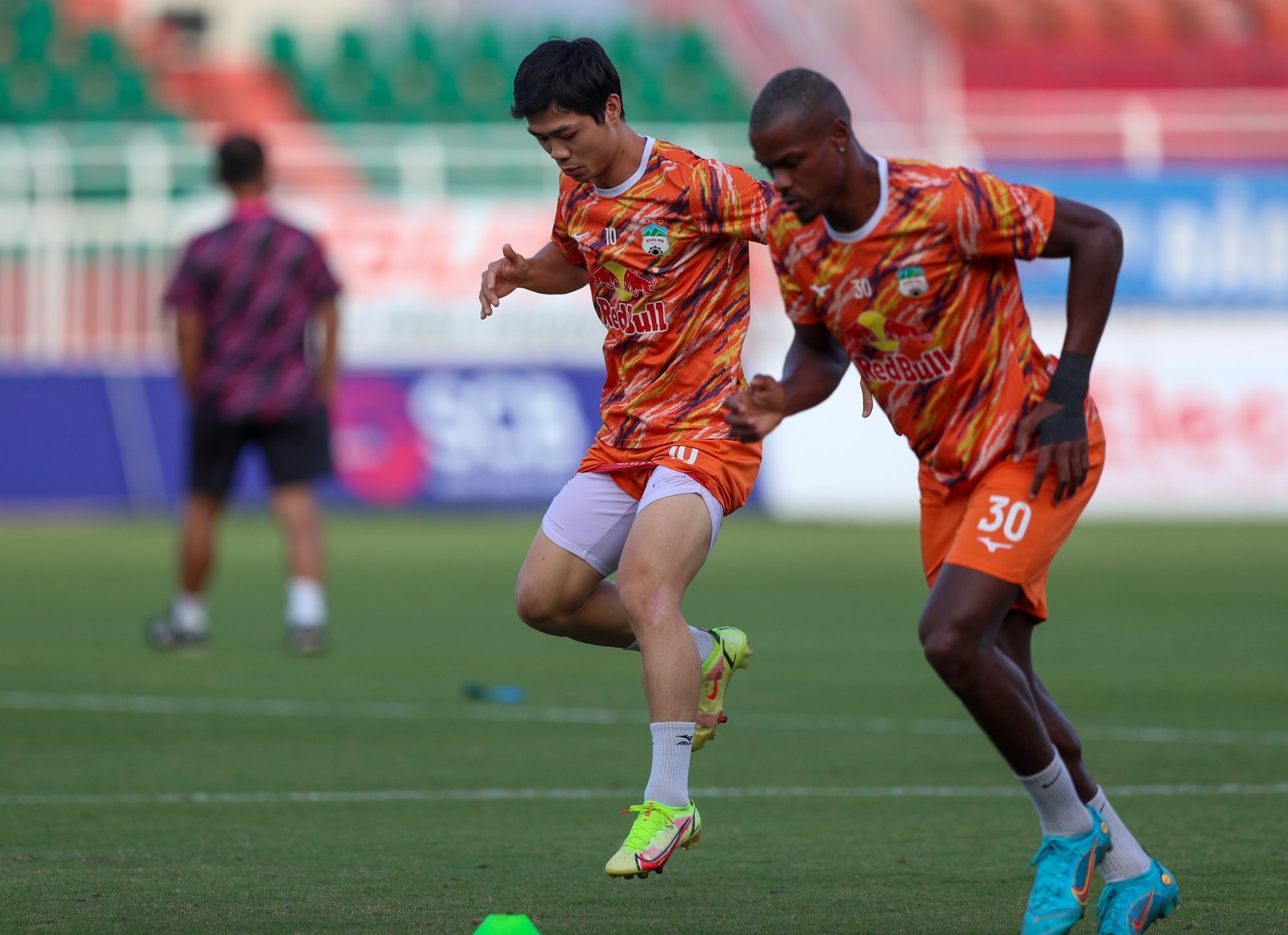 cong phuong tro lai anh 3