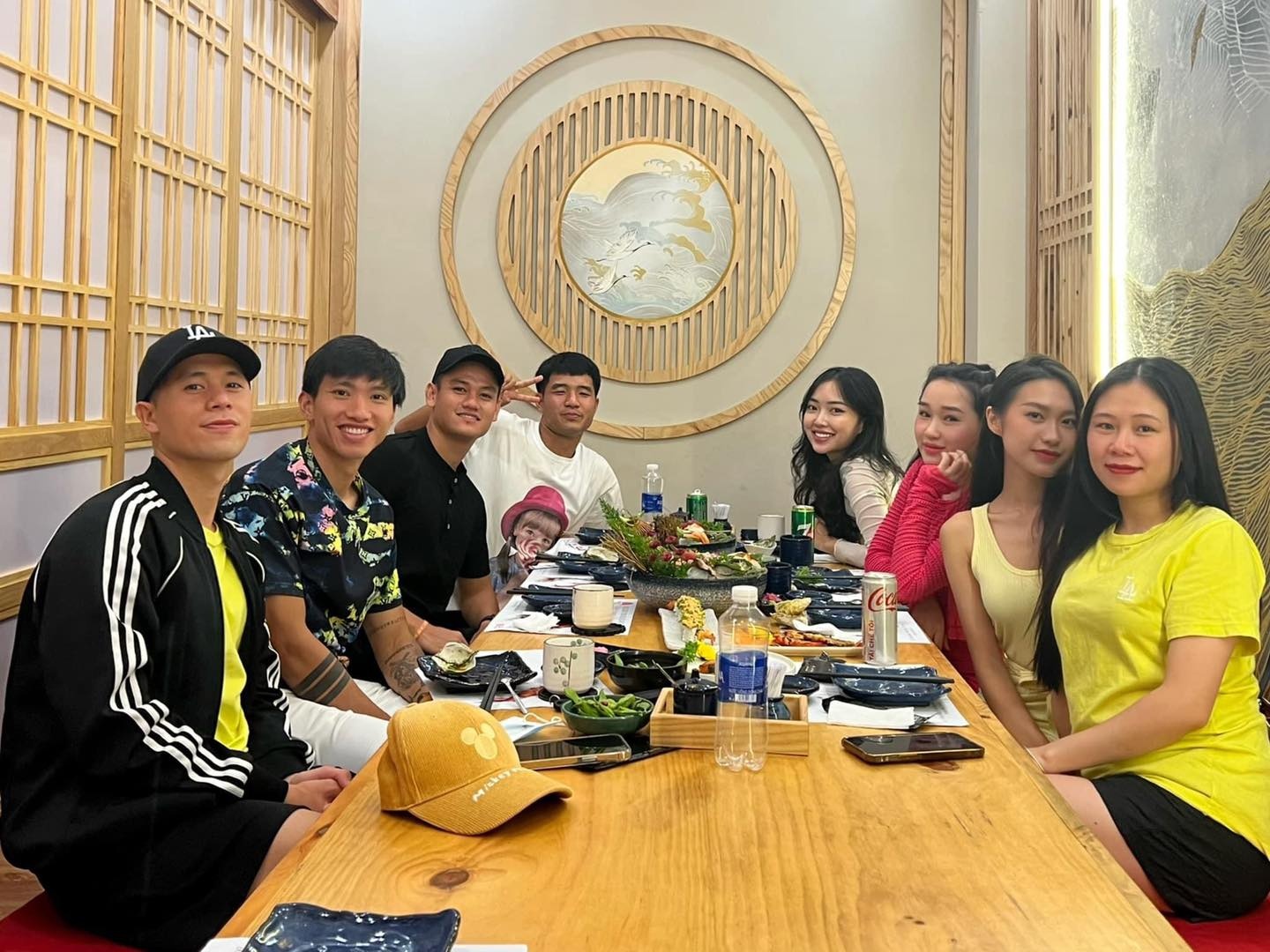 ban gai van hau anh 2