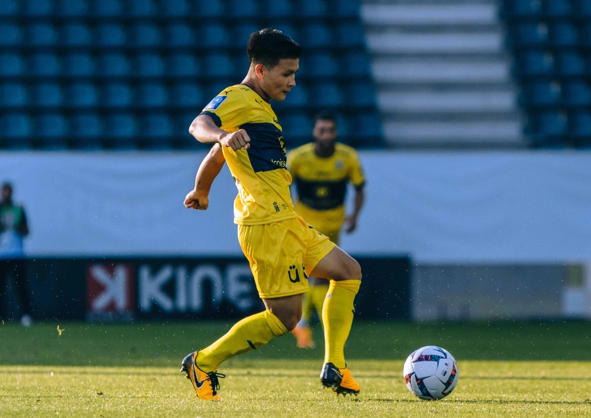 Bao Phap: Khong co loi chao an tuong tu Quang Hai hinh anh