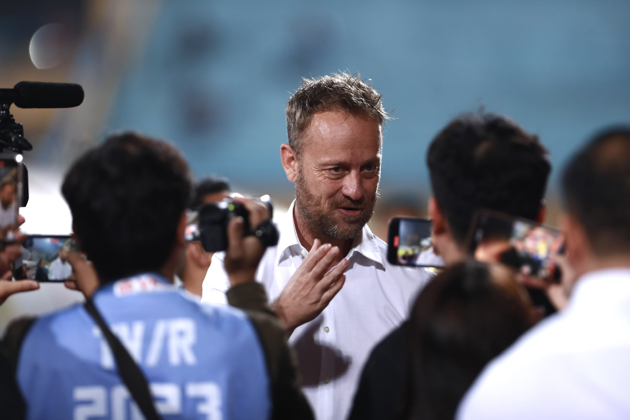 HLV tuyen Thai Lan phu nhan viec dan dat Cong An Ha Noi hinh anh