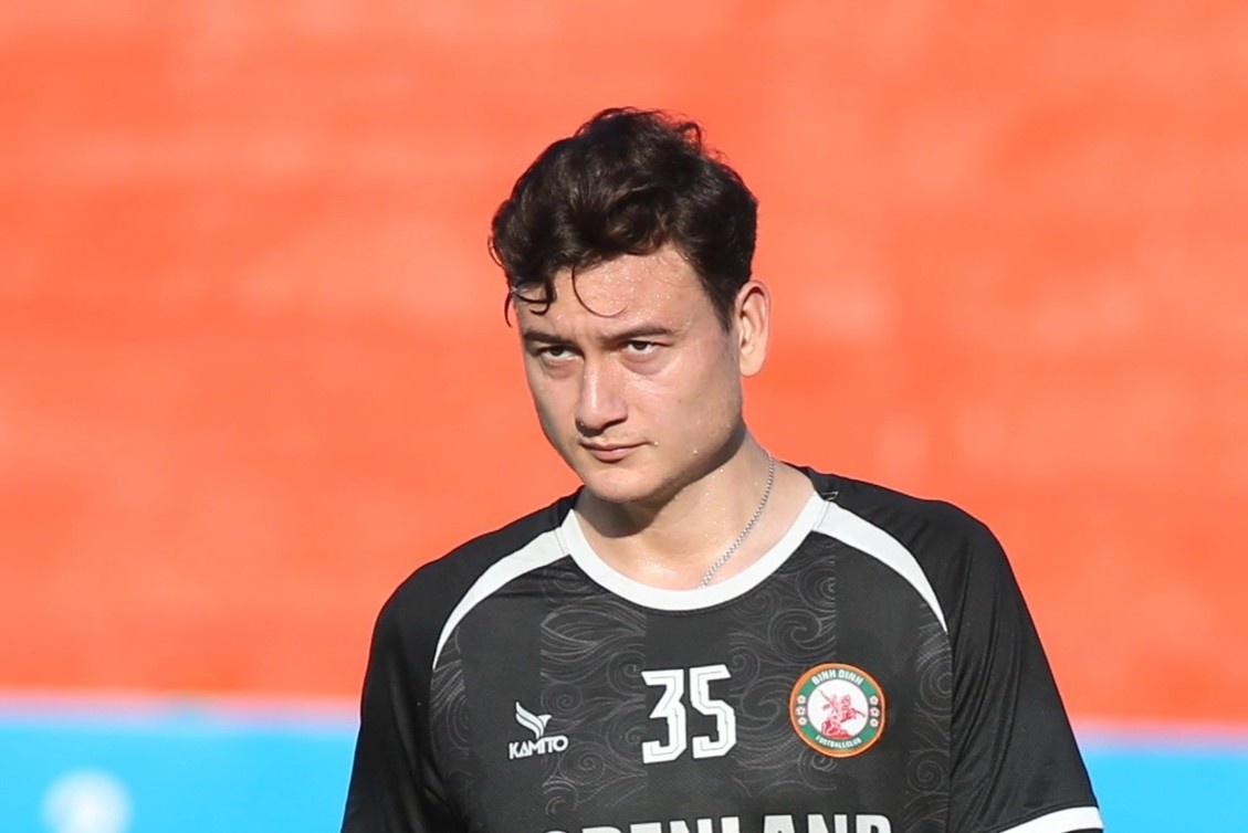 Van Lam duoc quan tam dac biet o CLB Binh Dinh hinh anh