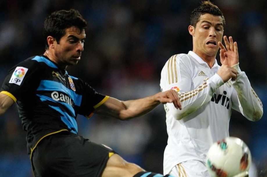 Tuyen Indonesia nhap tich 3 cau thu goc chau Au de vo dich AFF Cup hinh anh