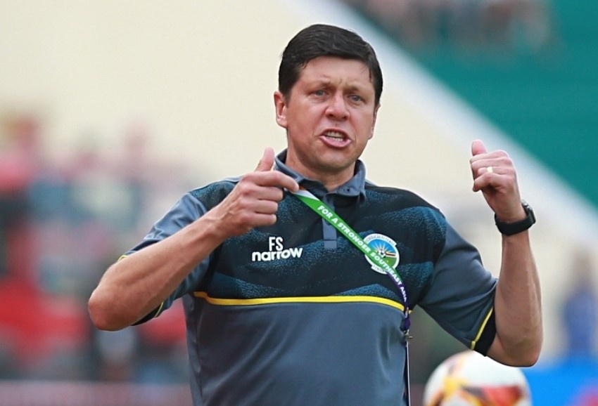 HLV Timor Leste nghi viec truoc AFF Cup 2022 vi bi no luong hinh anh