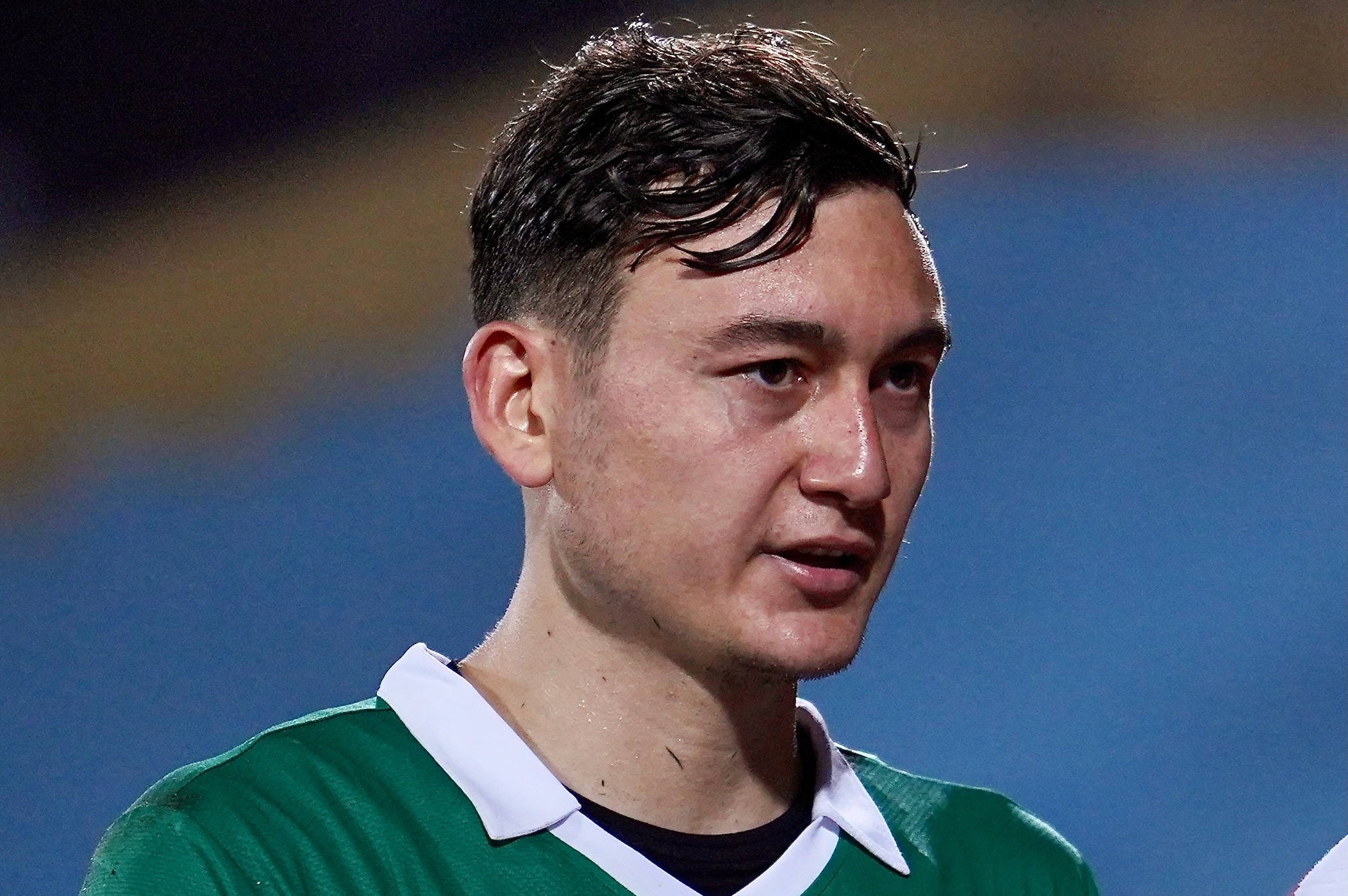 Van Lam lan dau thung luoi khi tro lai Viet Nam hinh anh