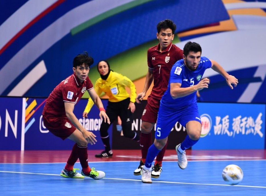 Futsal Thai Lan tham bai 2-8 truoc Uzbekistan hinh anh
