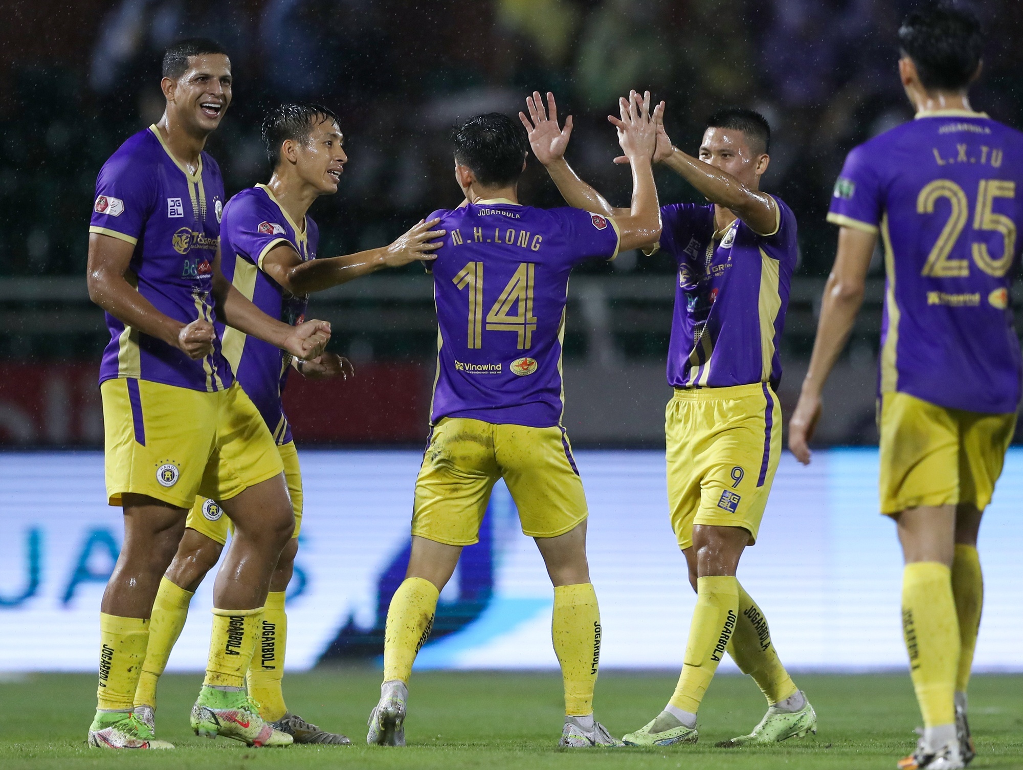 ha noi vs hai phong anh 1